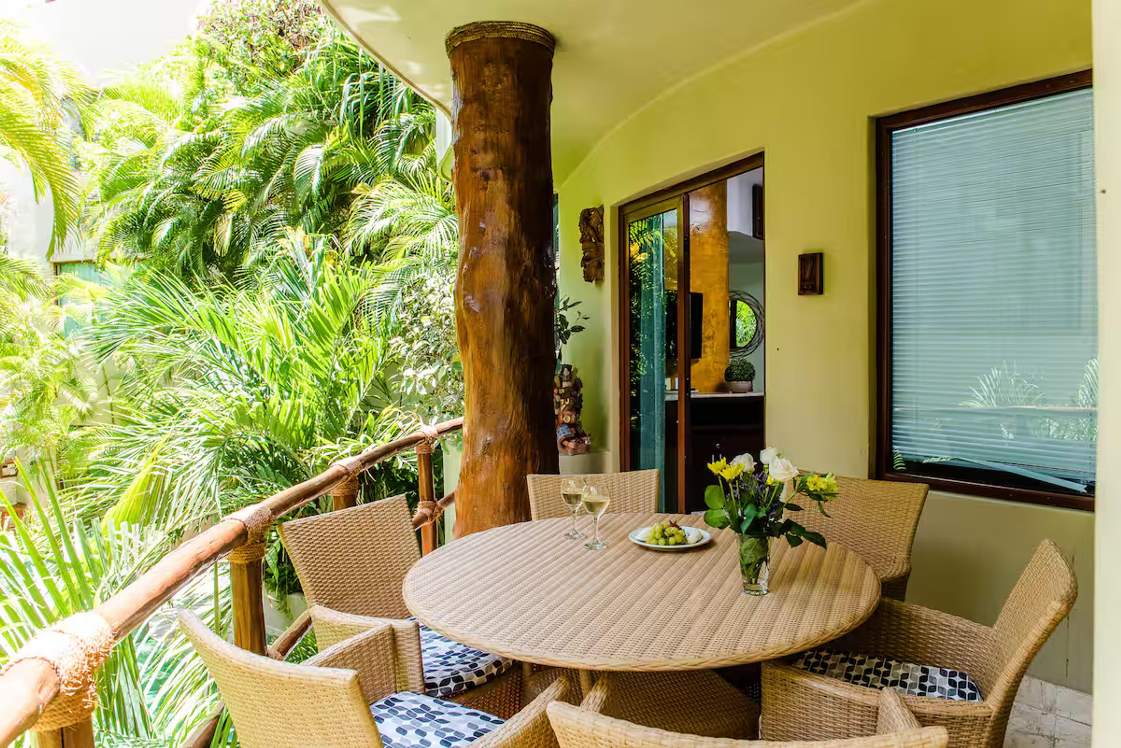 Maya Villa | Luxurious 3-Bedroom Condo Near the Caribbean — photo 23