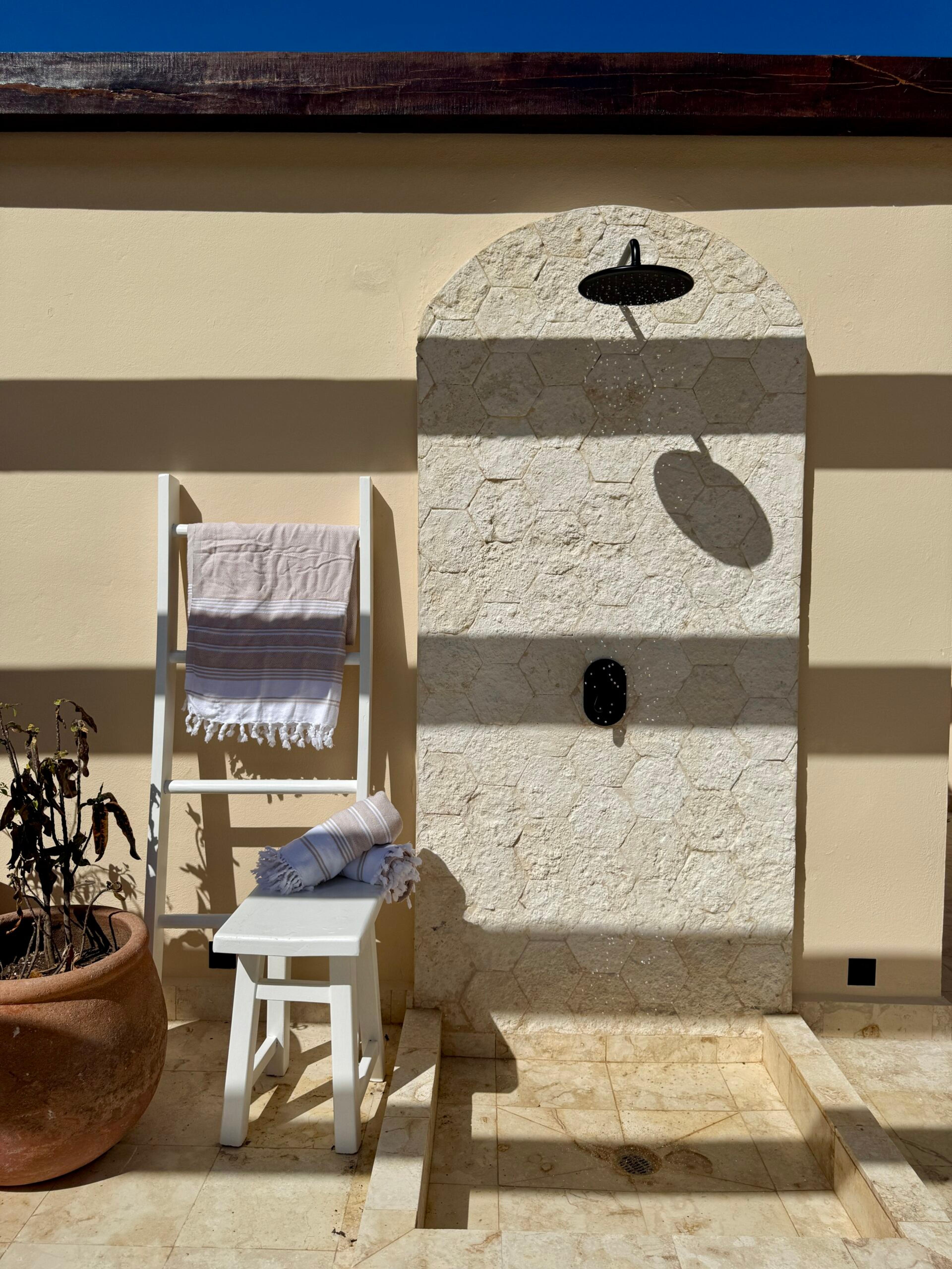 The Elements | Newly Remodeled 2 bedroom PH with Private Plunge Pool — photo 49