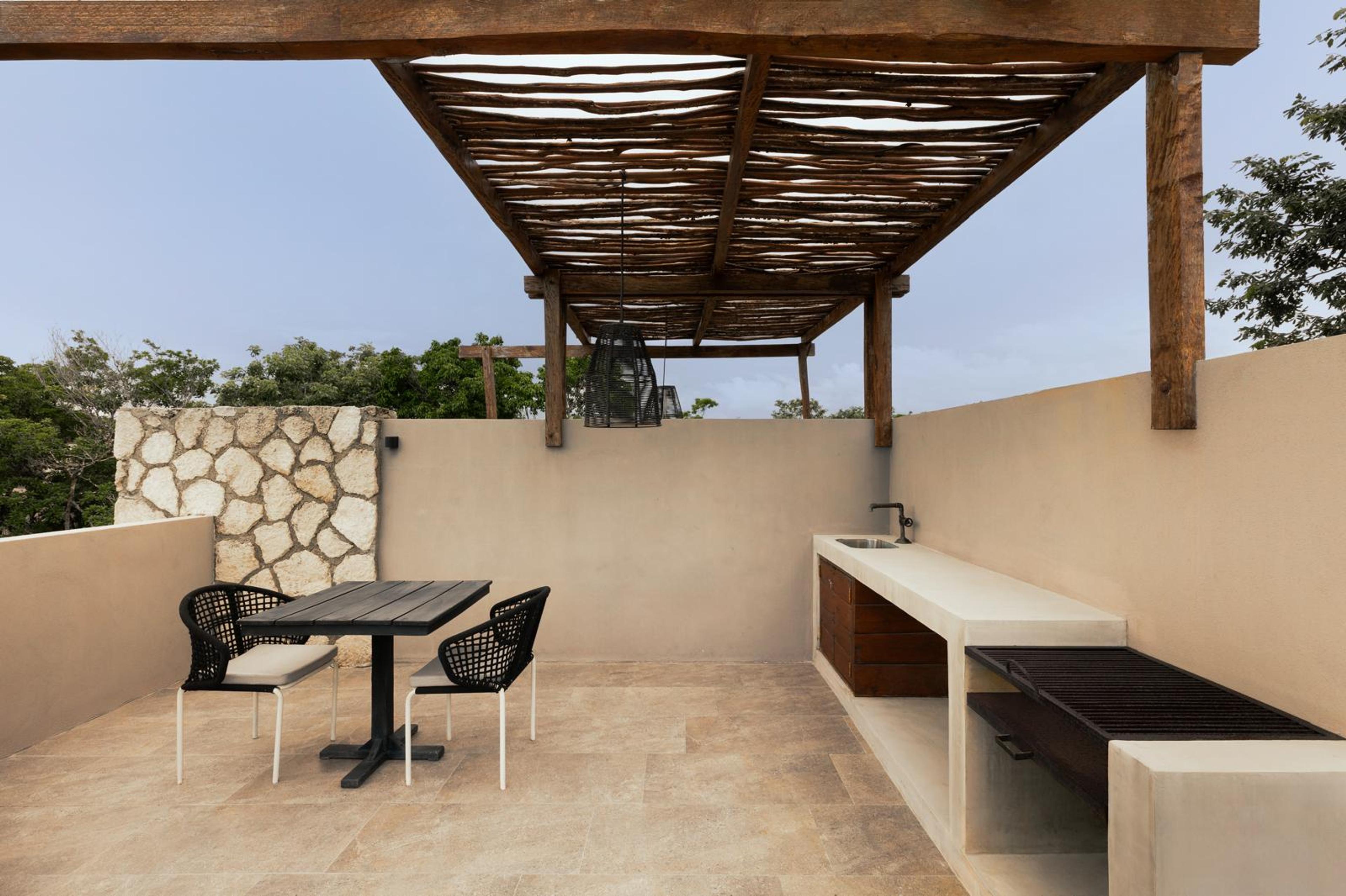 Siwa | Turnkey 1-Bedroom Condo with Plunge Pool & Rooftop — photo 7