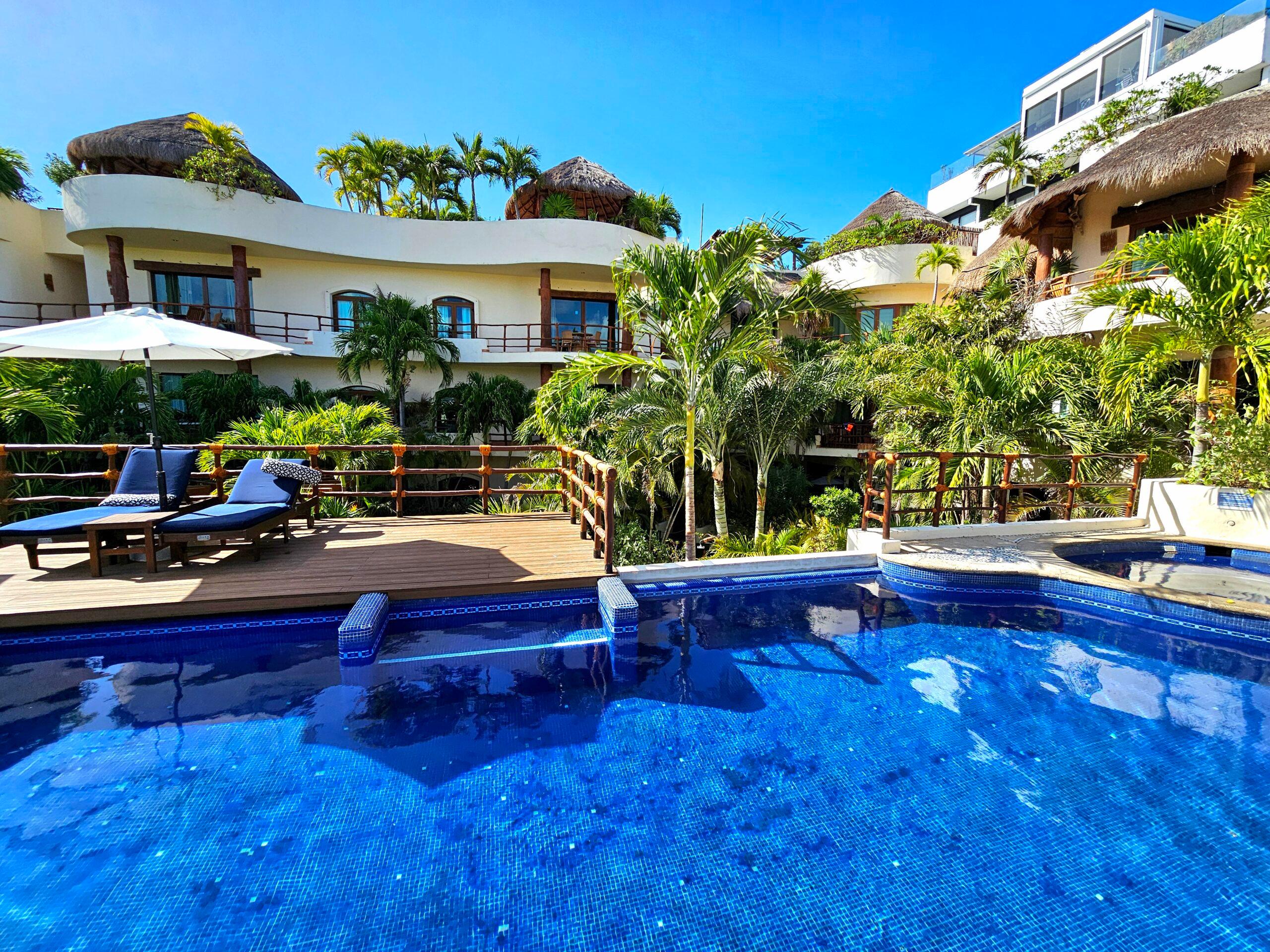 Porto Playa | Rustic 2-Bedroom Condo with Pool View — photo 8
