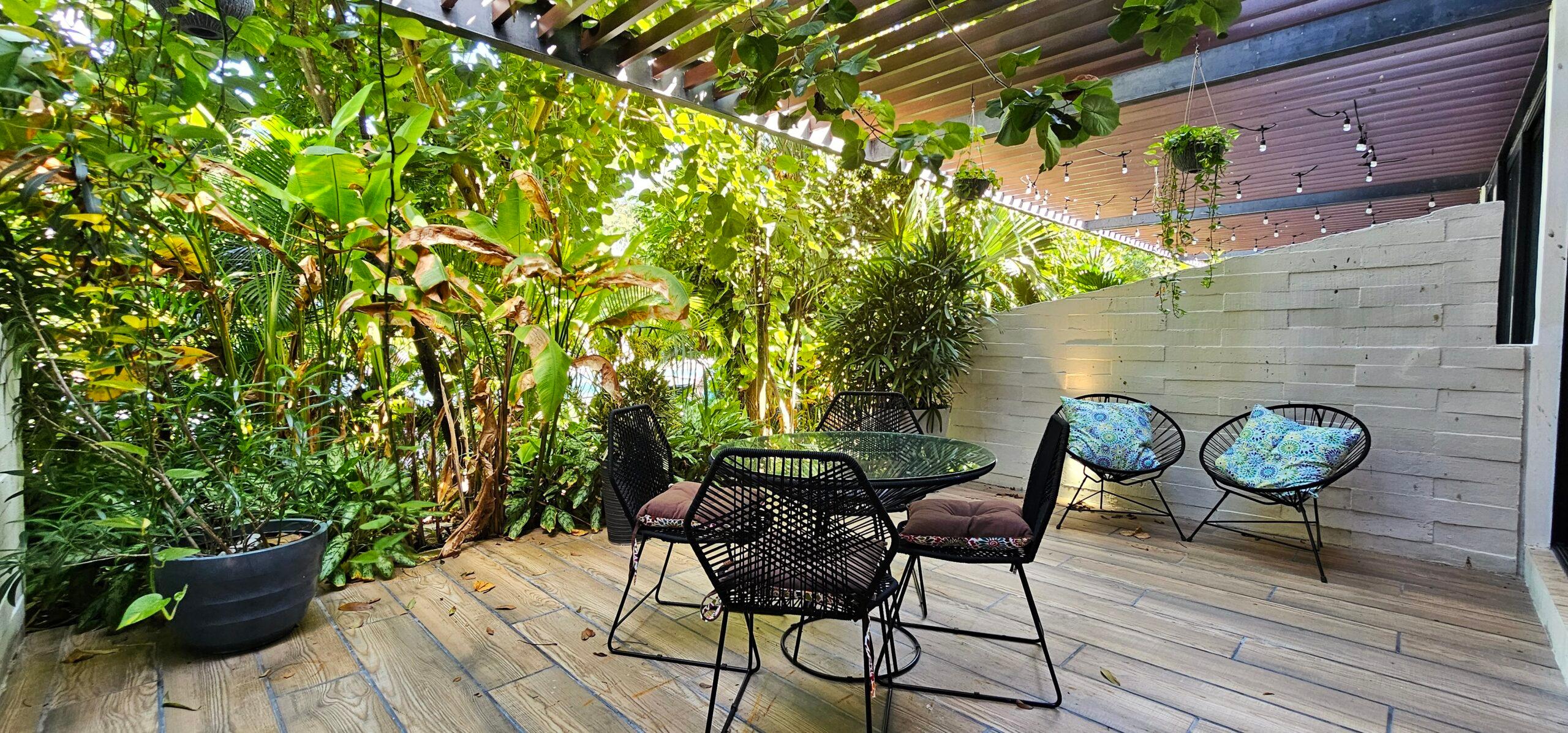 SOLD – AWA | Ground-Floor Condo with Double-Height Ceilings — photo 5