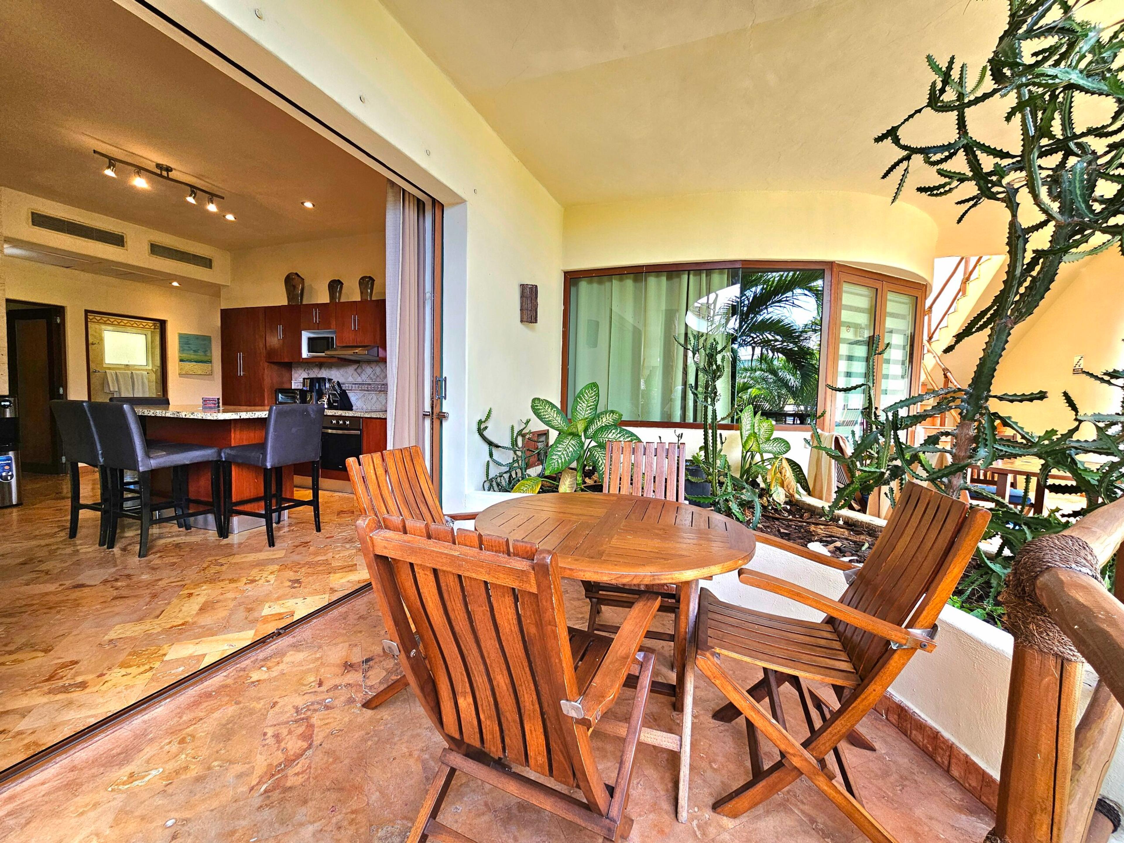 Porto Playa | Rustic 2-Bedroom Condo with Pool View — photo 30