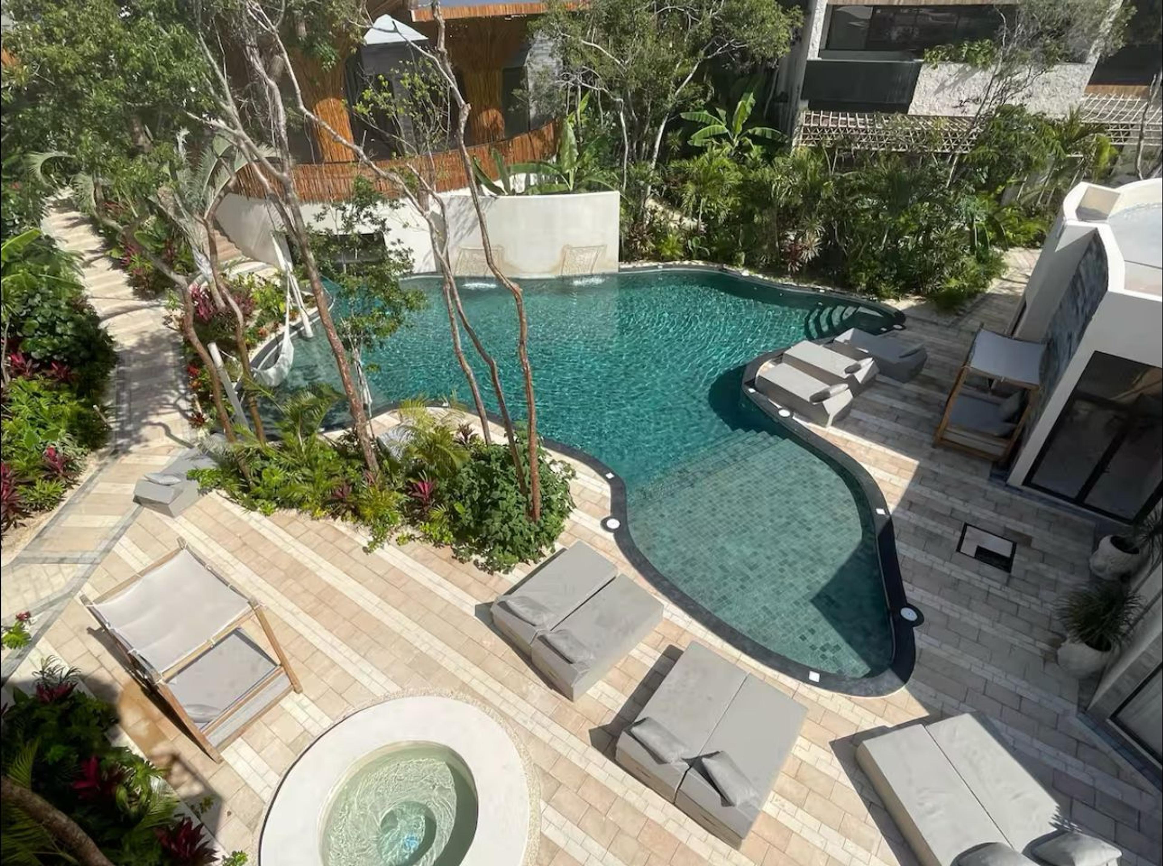 Adora | Luxury Studio with Private Plunge Pool — photo 14