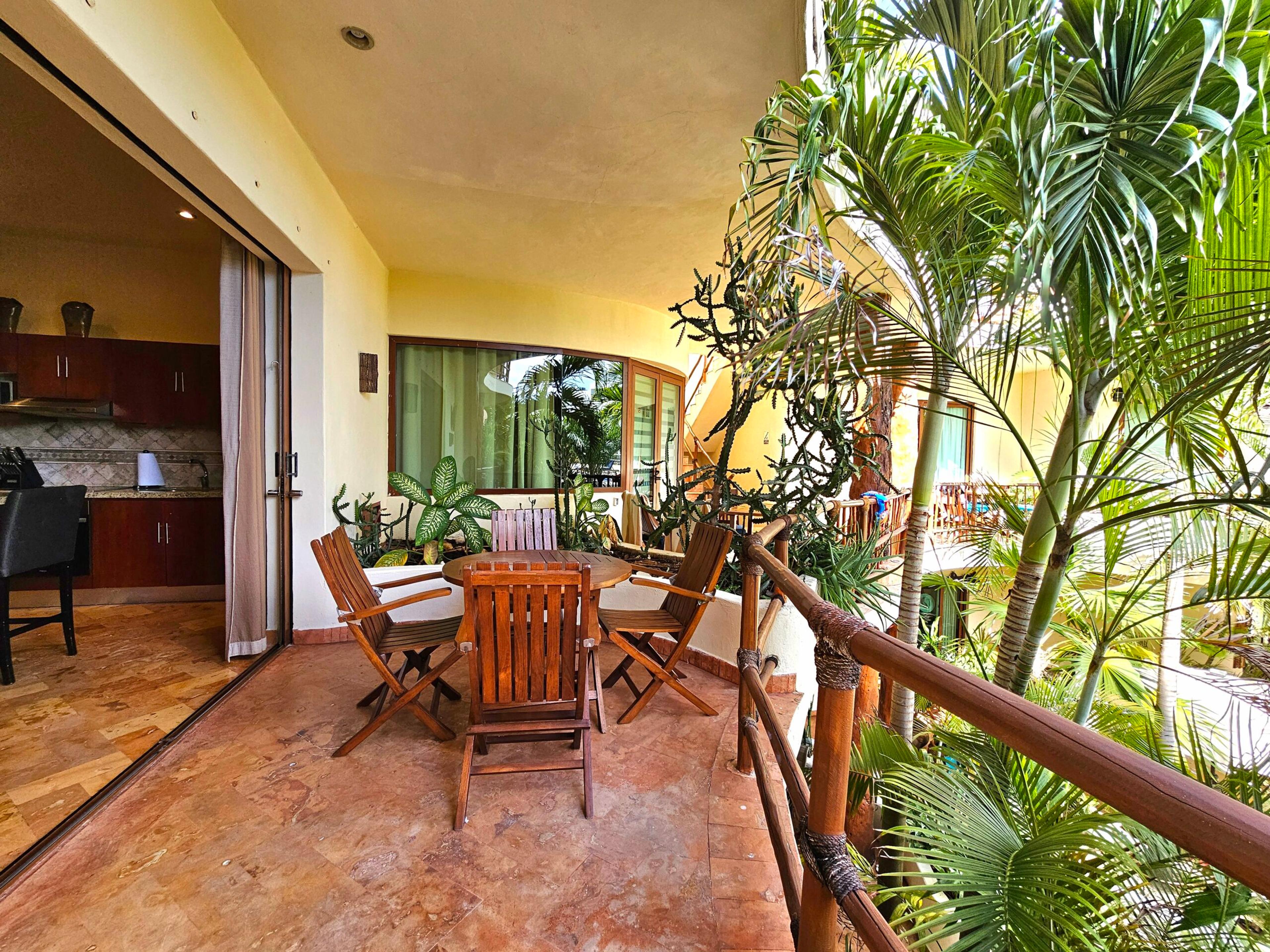 Porto Playa | Rustic 2-Bedroom Condo with Pool View — photo 21