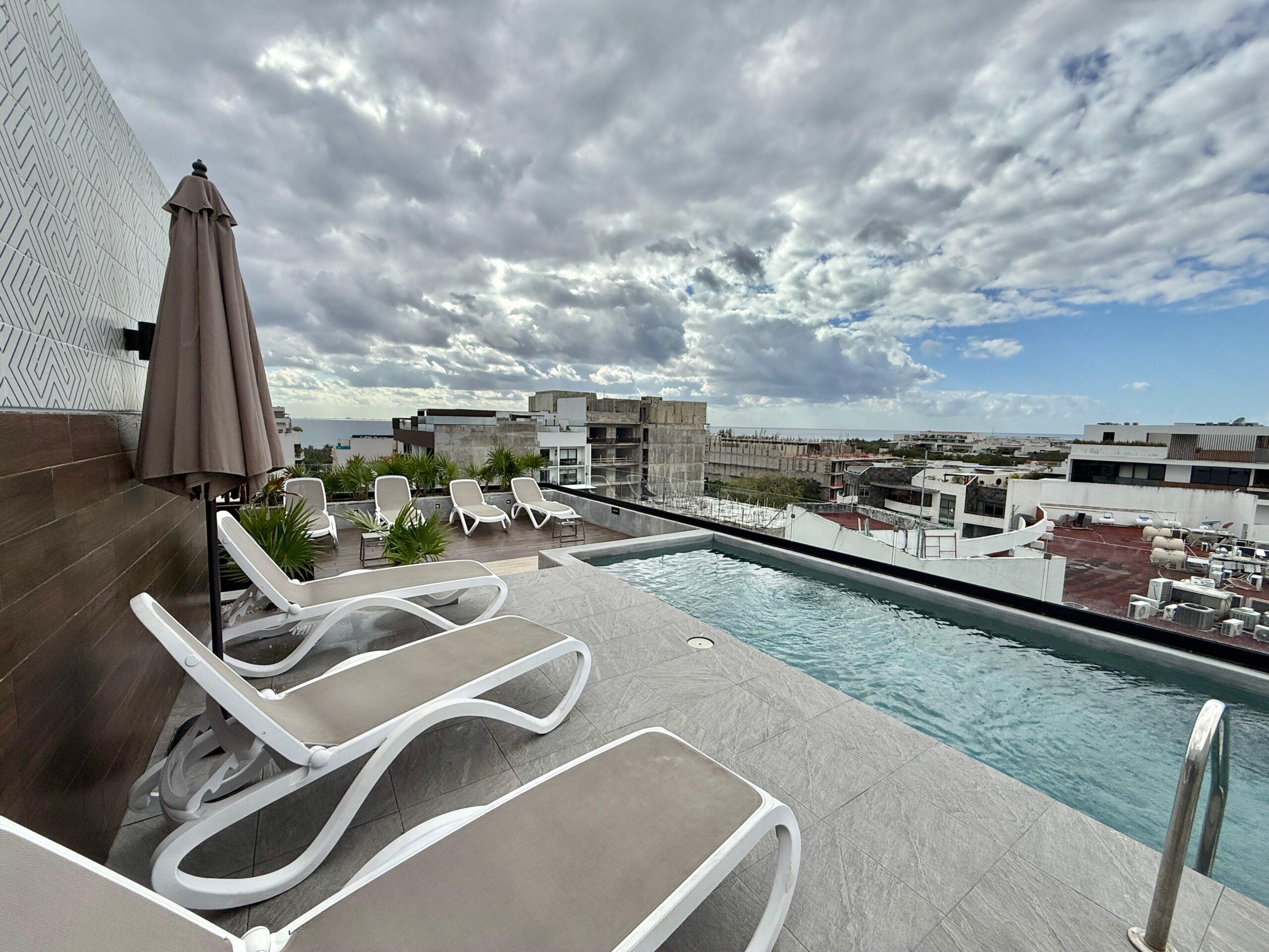 Oxygen 5th Av | Modern 1-Bedroom Condo — photo 1