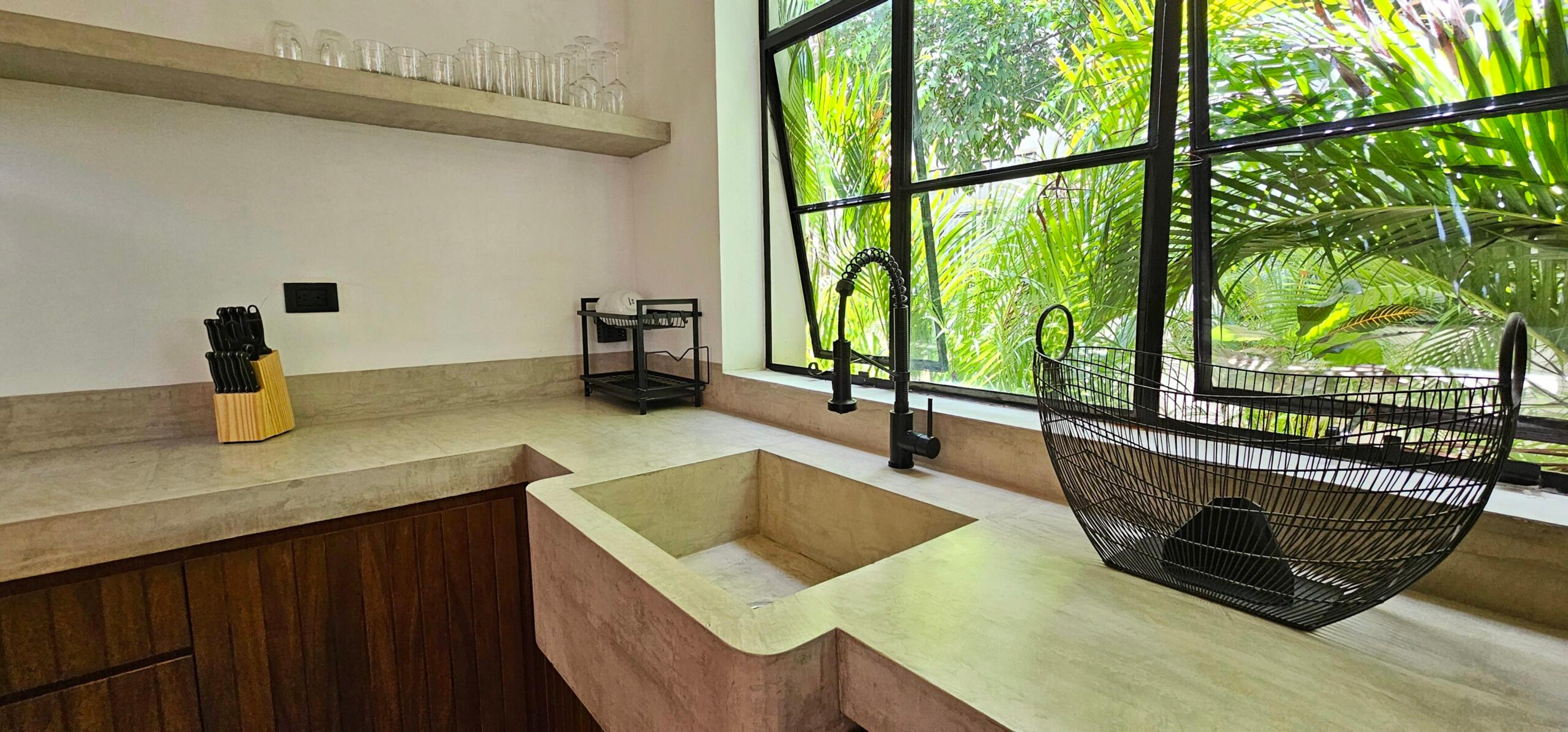 Cienfuegos | Modern Two-Level Townhouse — photo 13