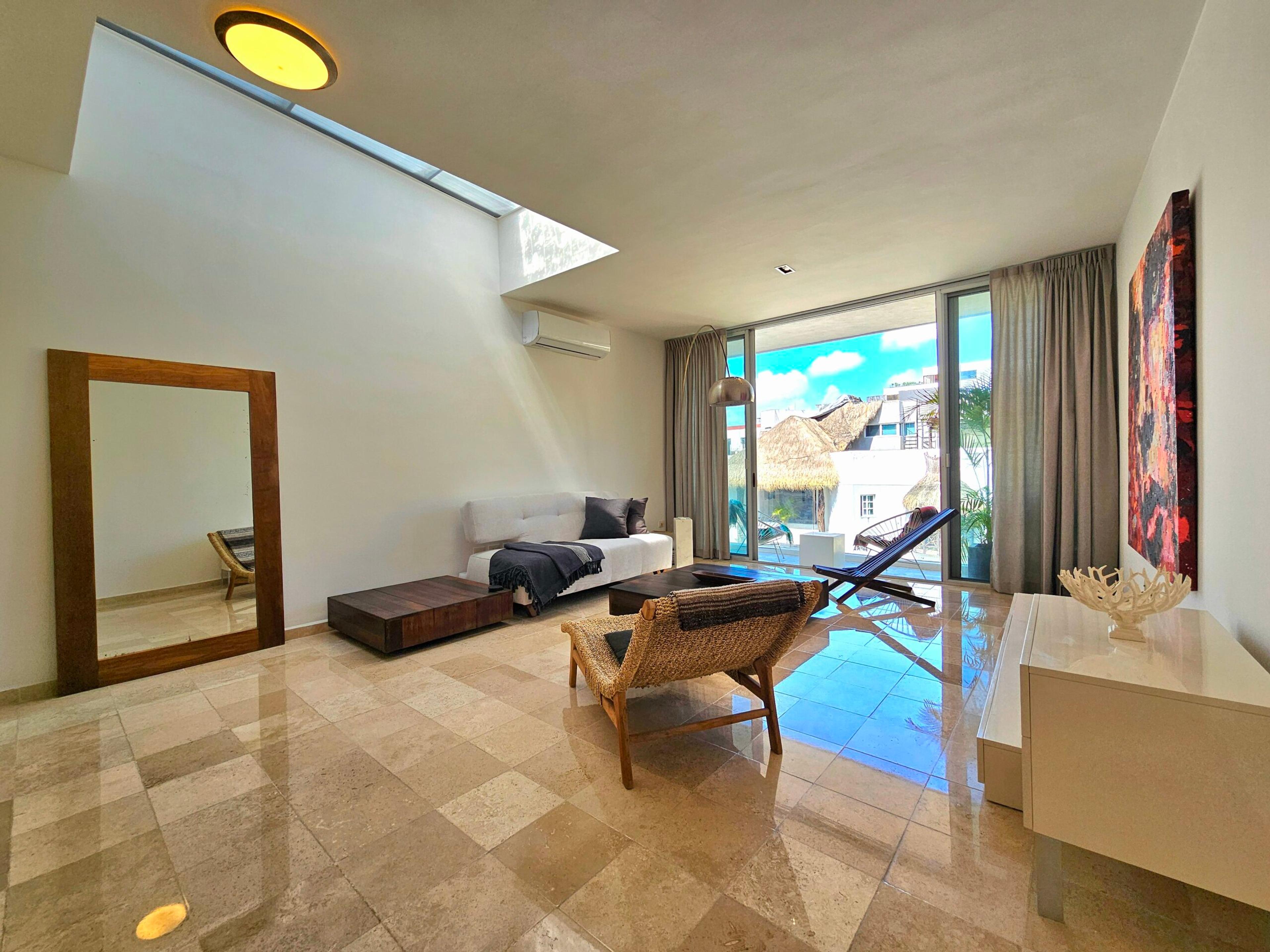 Arena | Private Rooftop 2 Bedroom Hideaway — photo 27