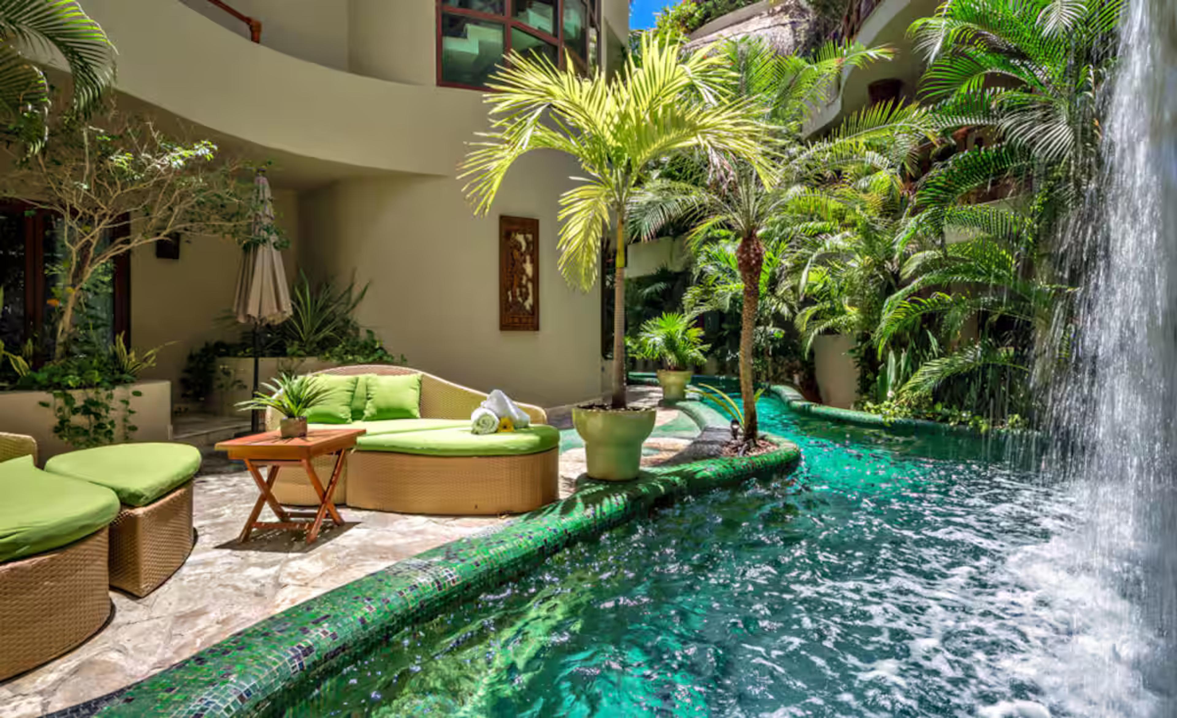Maya Villa | Luxurious 3-Bedroom Condo Near the Caribbean — photo 5