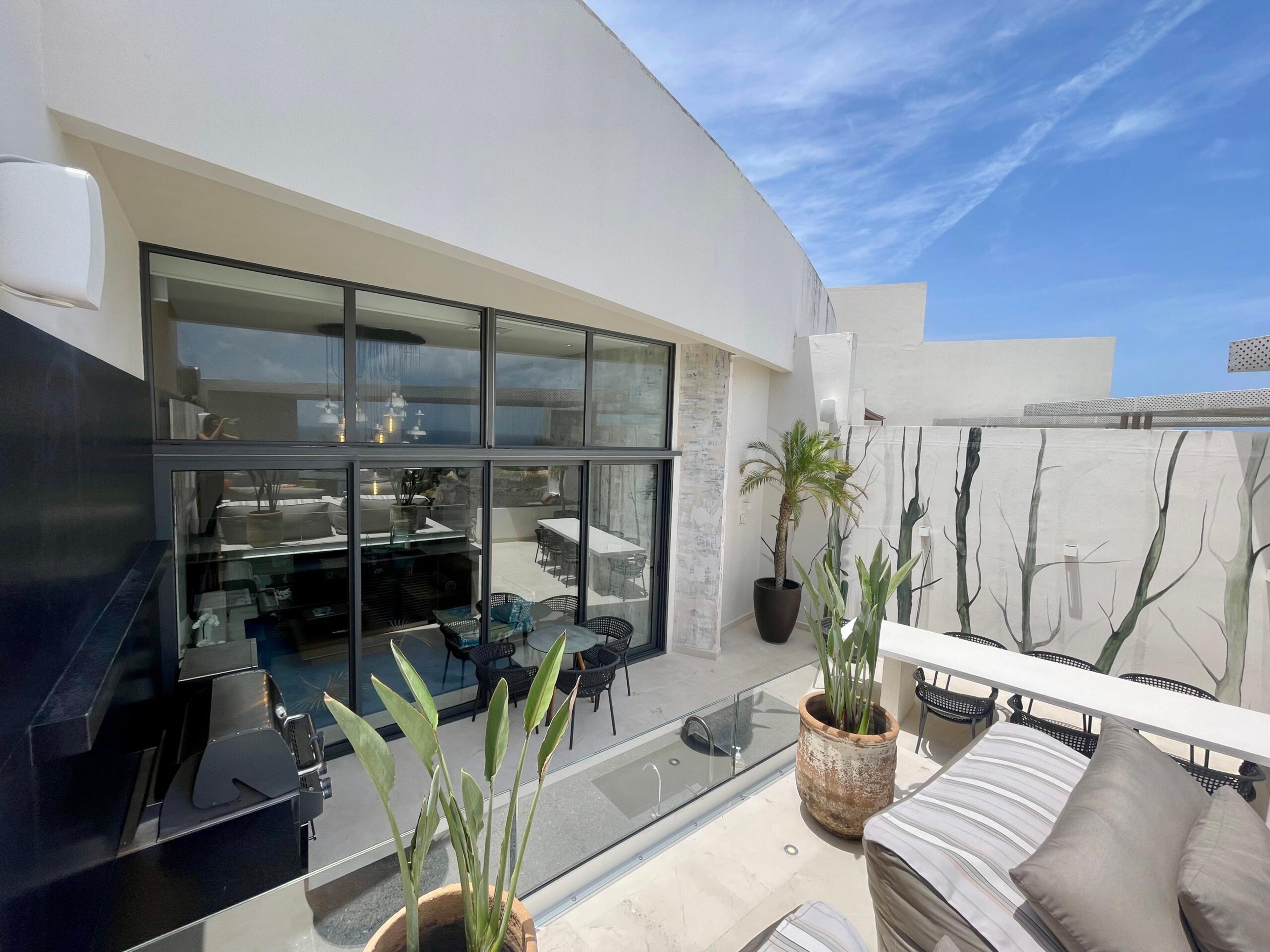 Miranda | Beachside Elegance – 4BR, 4BA Gem — photo 12