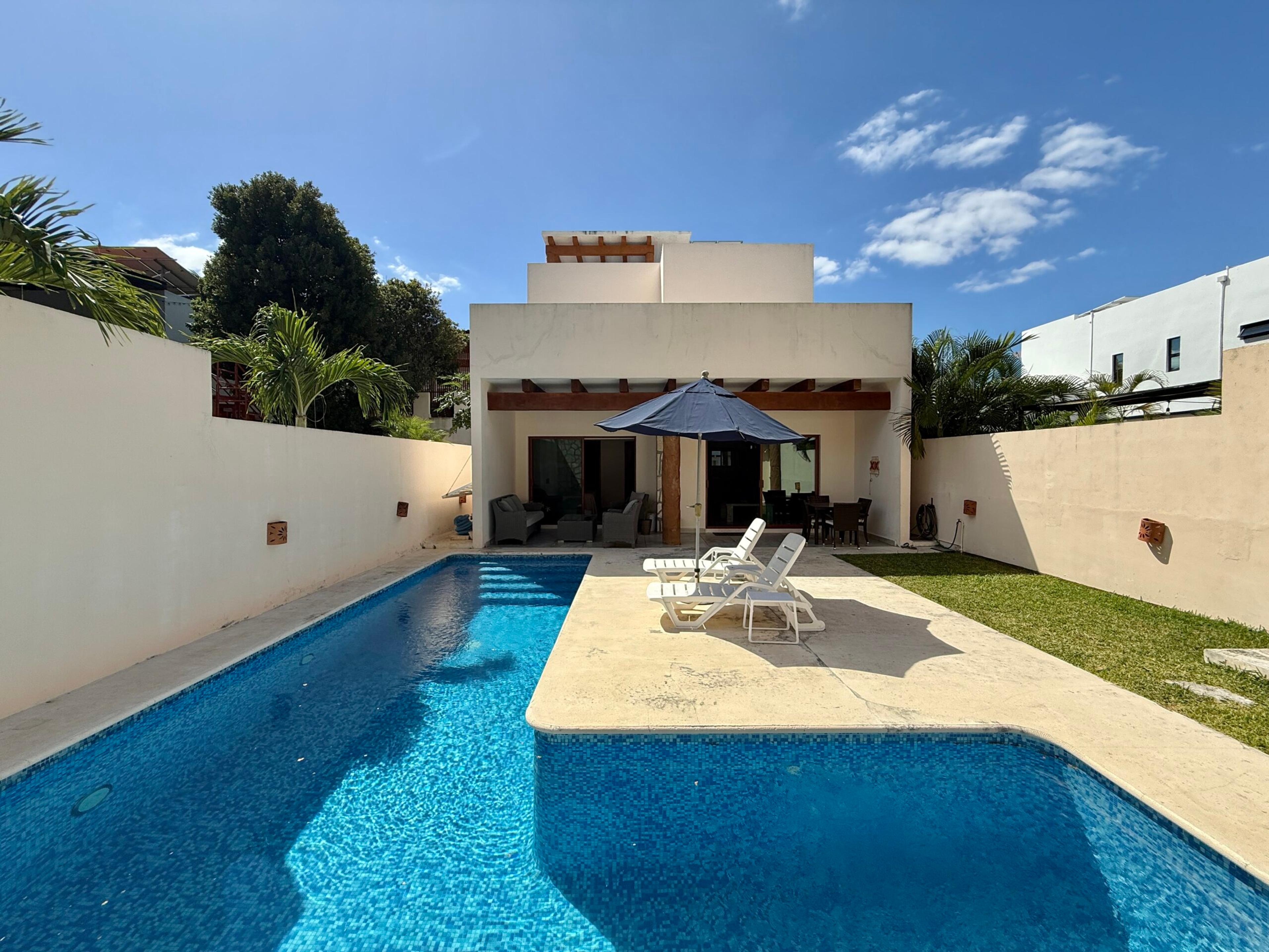 El Cielo | 3-Level Home with Private Pool — photo 30