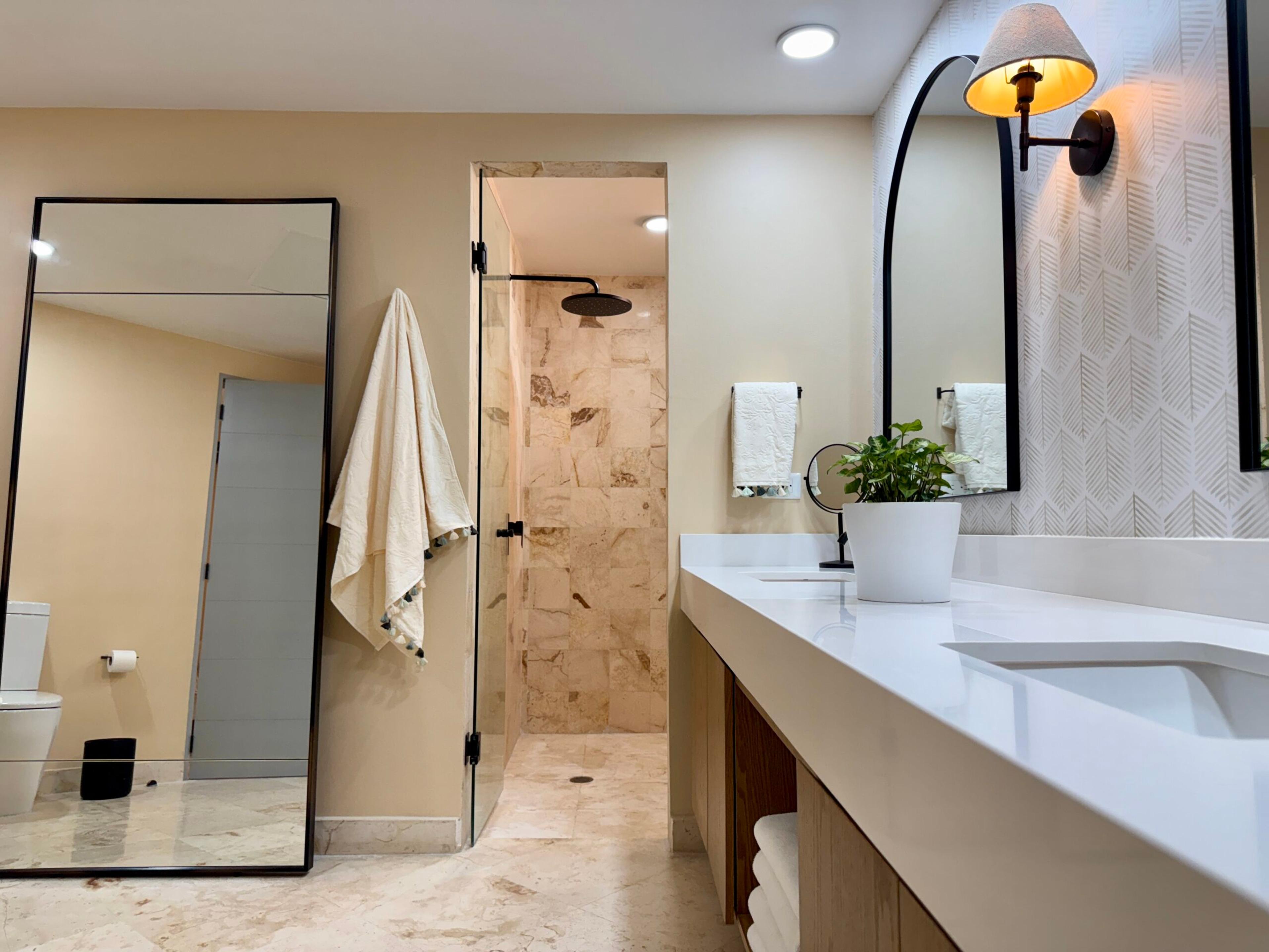 The Elements | Newly Remodeled 2 bedroom PH with Private Plunge Pool — photo 43