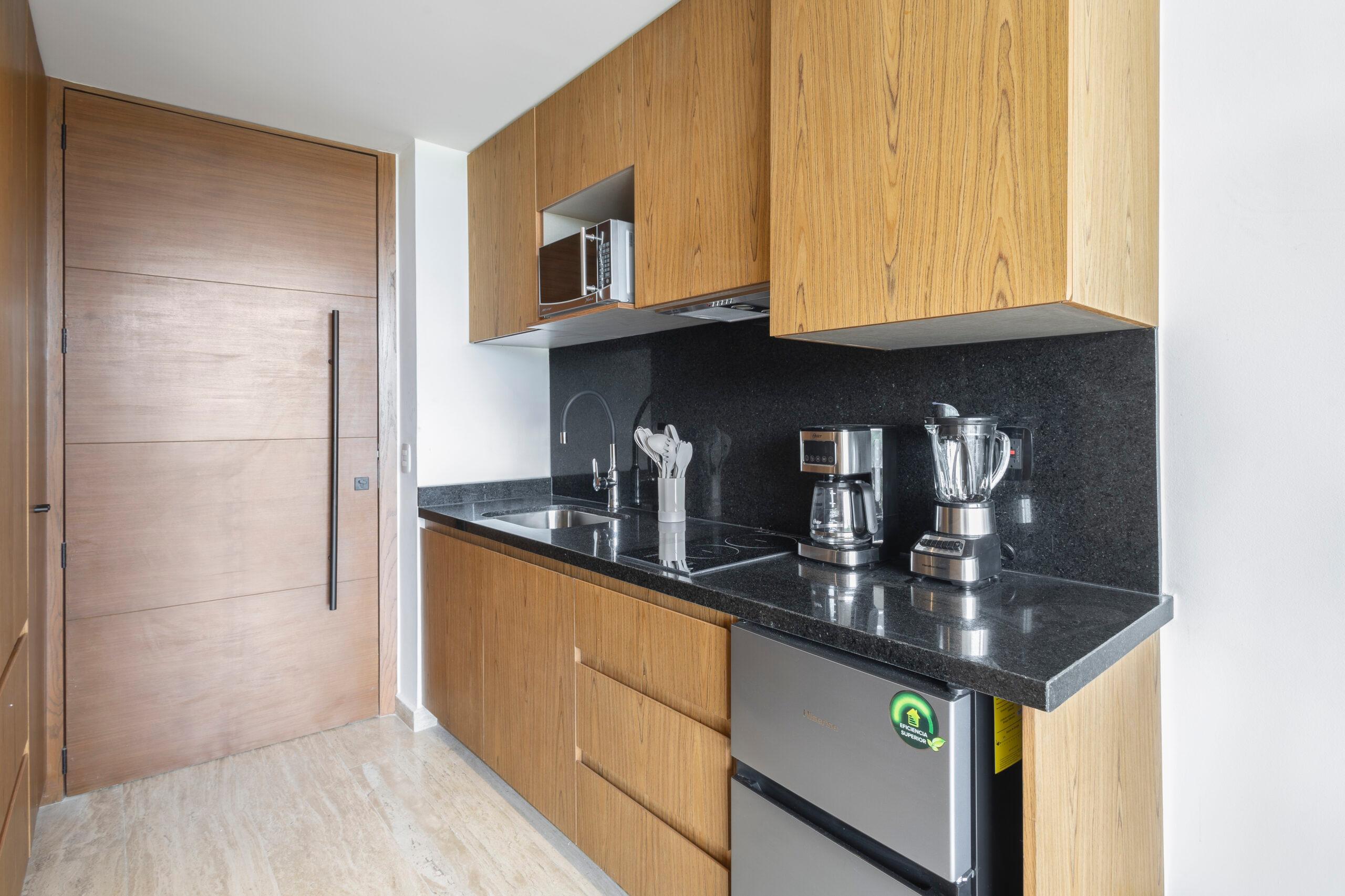 Mistiq Gardens 2 | Turn-Key Luxury Studio — photo 5