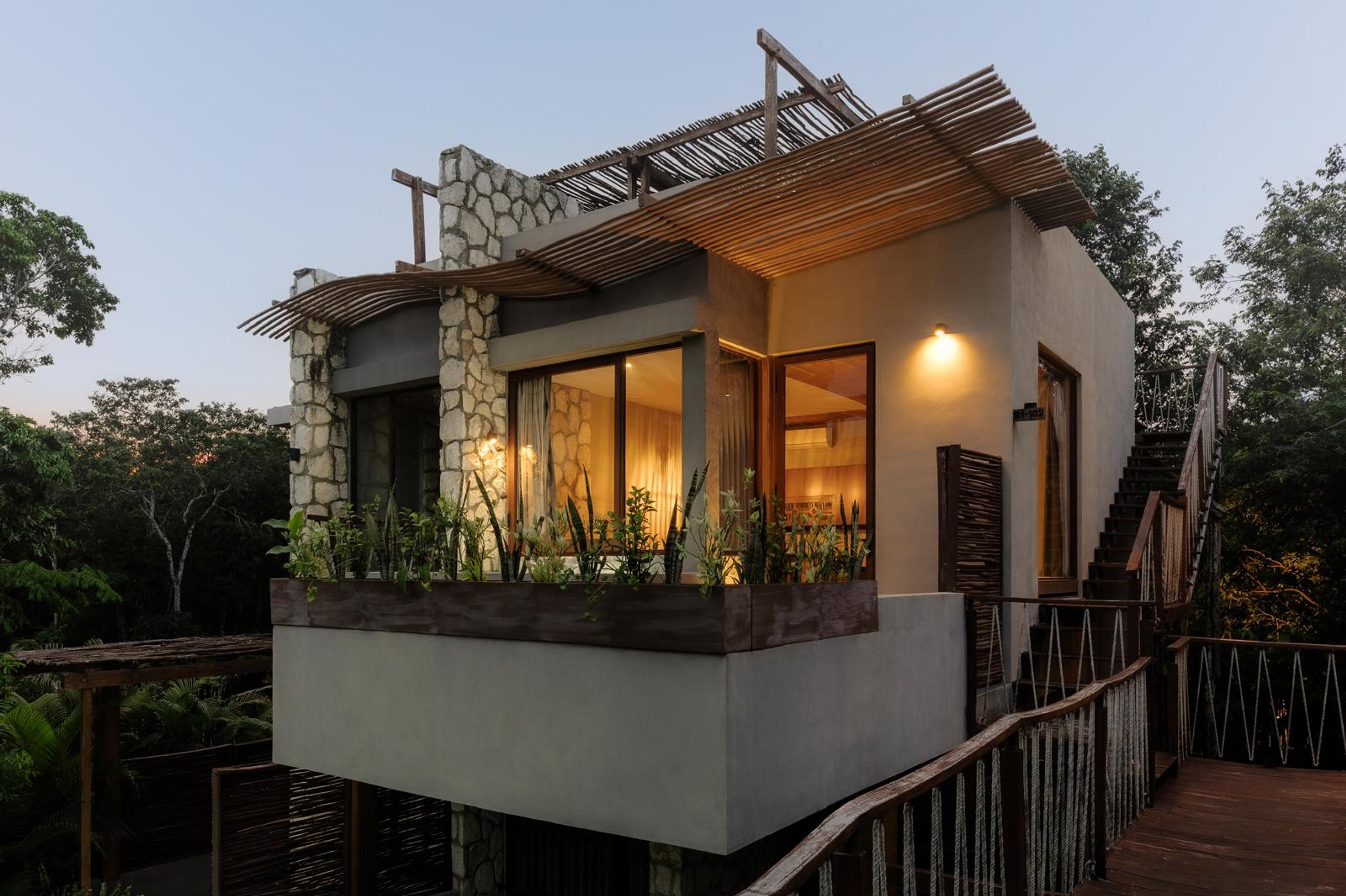 Siwa | Turnkey 1-Bedroom Condo with Plunge Pool & Rooftop — photo 1