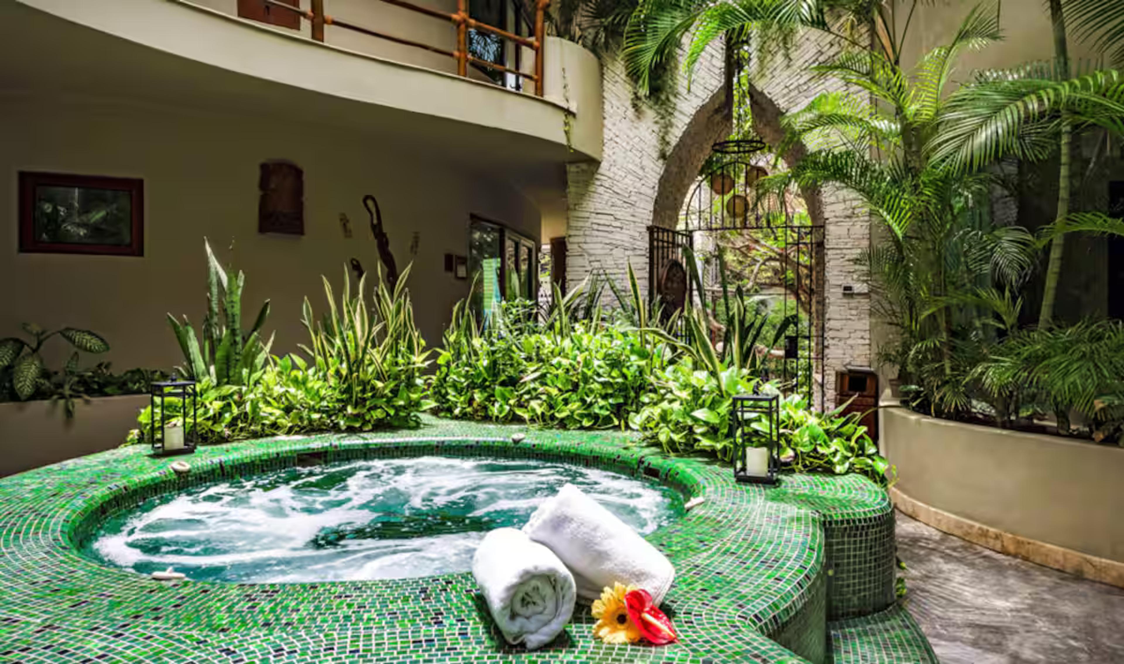 Maya Villa | Luxurious 3-Bedroom Condo Near the Caribbean — photo 7