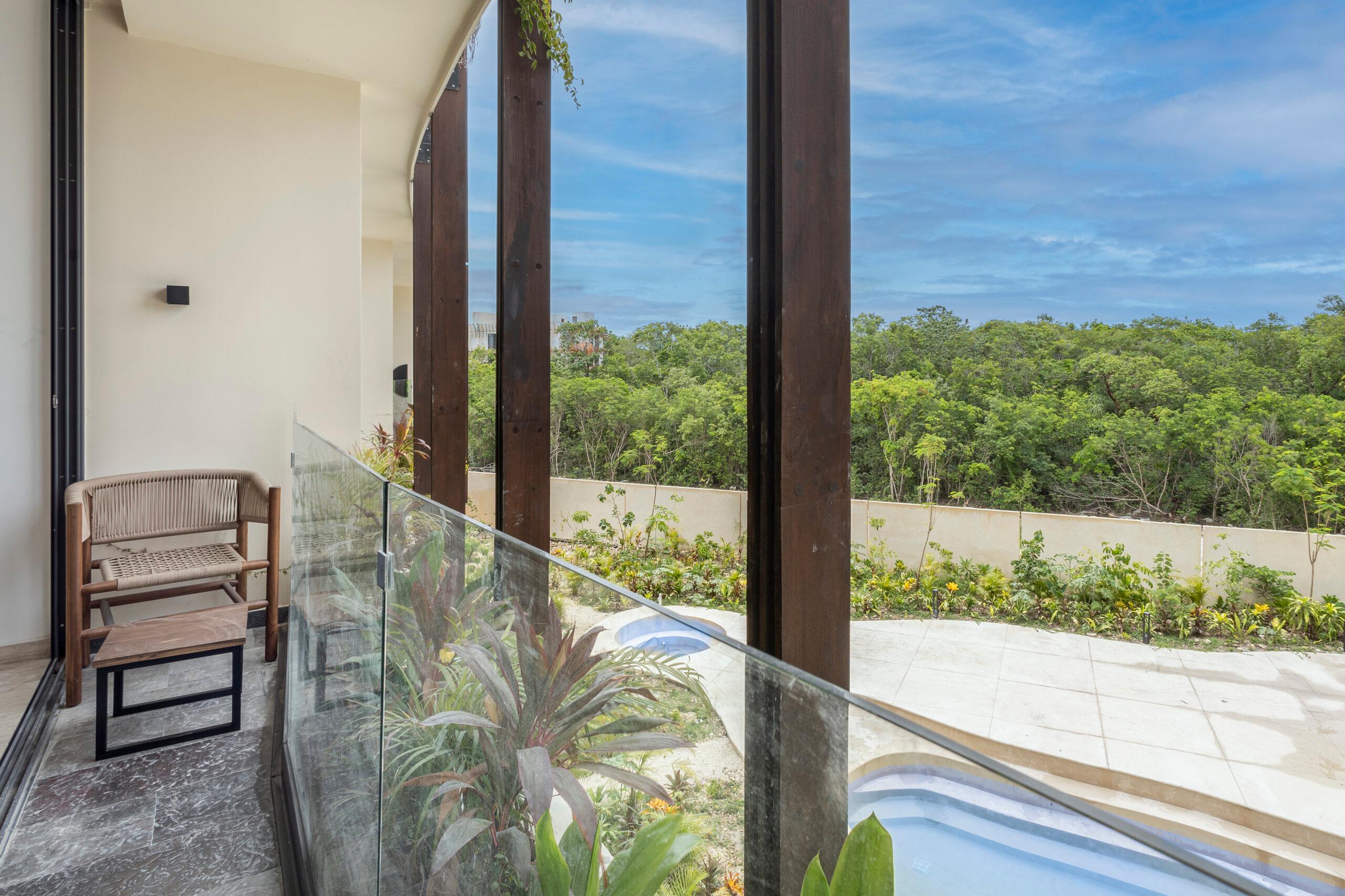 Mistiq Gardens 2 | Turn-Key Luxury Studio — photo 4