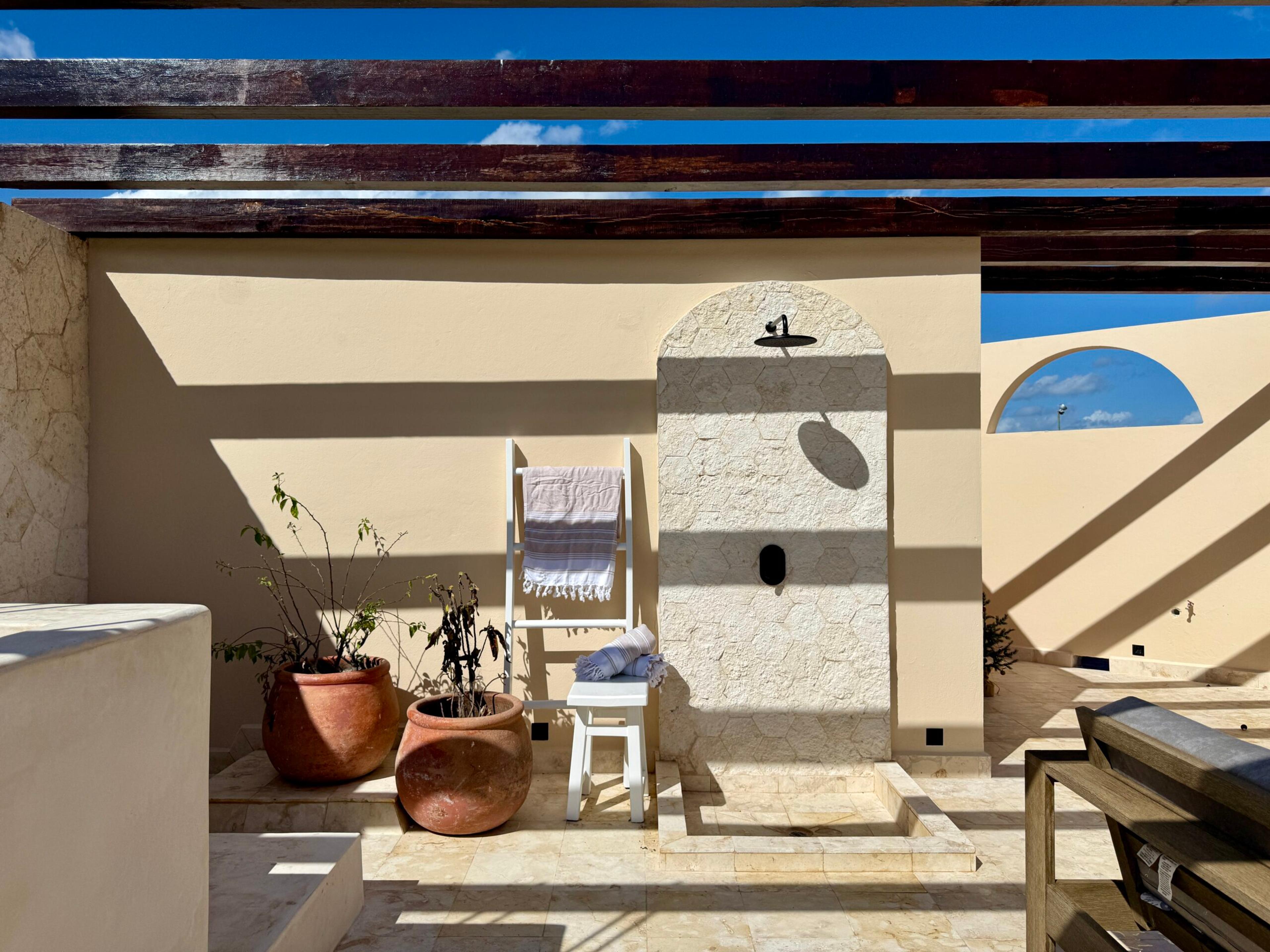 The Elements | Newly Remodeled 2 bedroom PH with Private Plunge Pool — photo 47