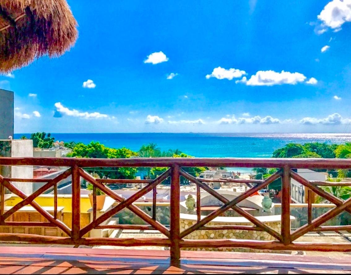 Boutique Hotel & Restaurant for Sale – Prime Location — photo 1