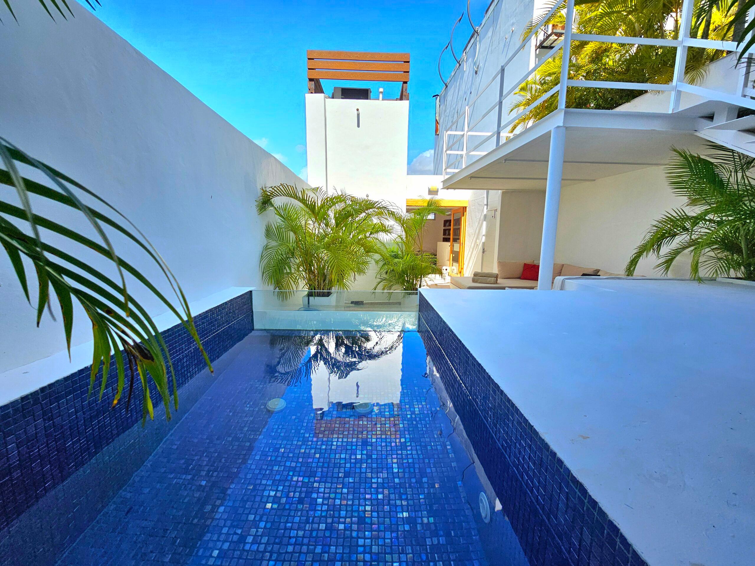 Arena | Private Rooftop 2 Bedroom Hideaway — photo 17