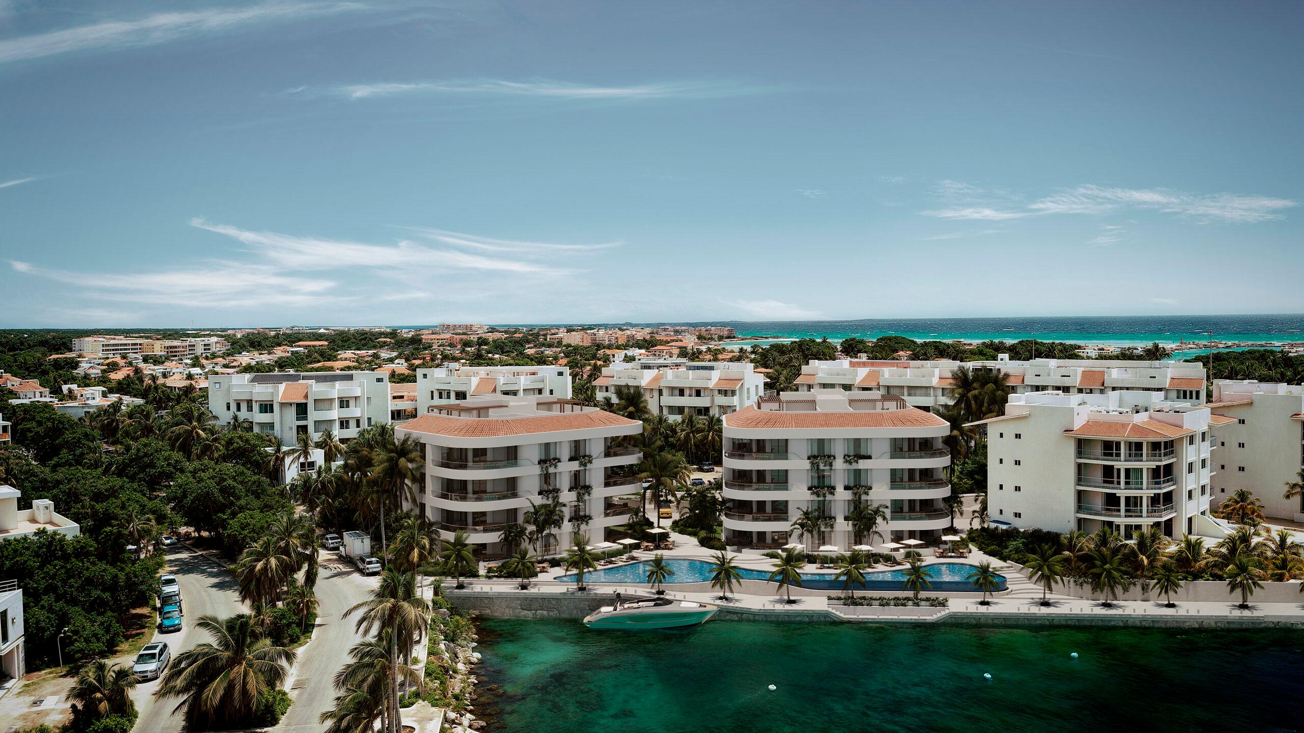 Luxurious 4-Bedroom Condo with Seaside Views in Puerto Aventuras — photo 3