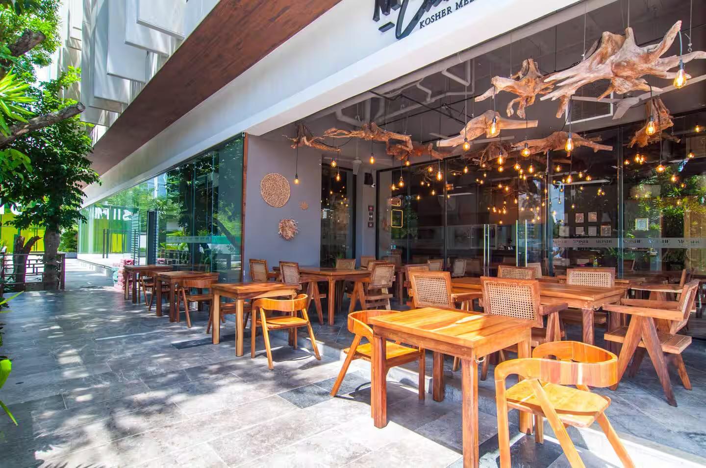 Ipana | Stunning Furnished Unit Shaded with Beautiful Ceiba Tree — photo 8