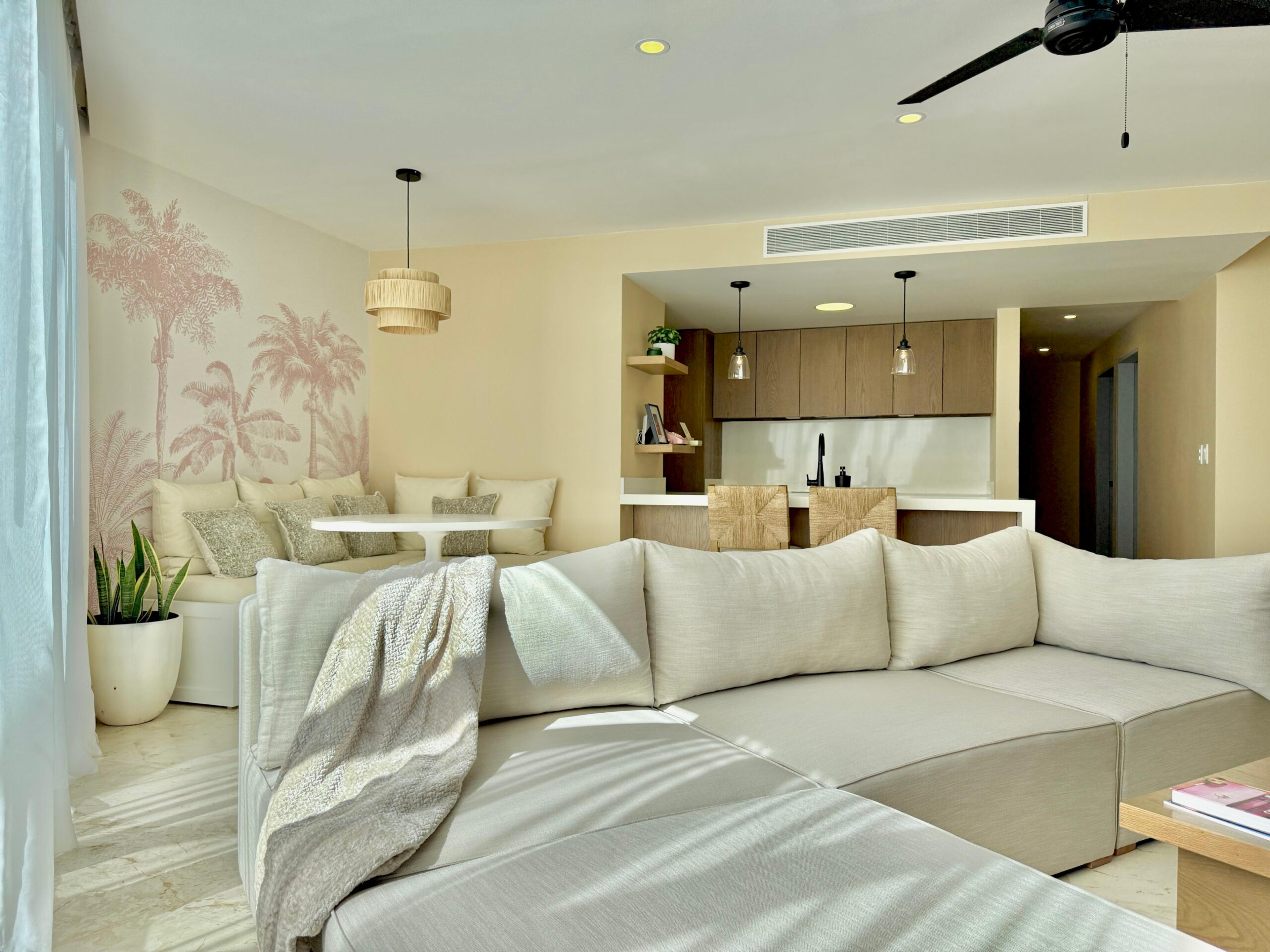 The Elements | Newly Remodeled 2 bedroom PH with Private Plunge Pool — photo 5
