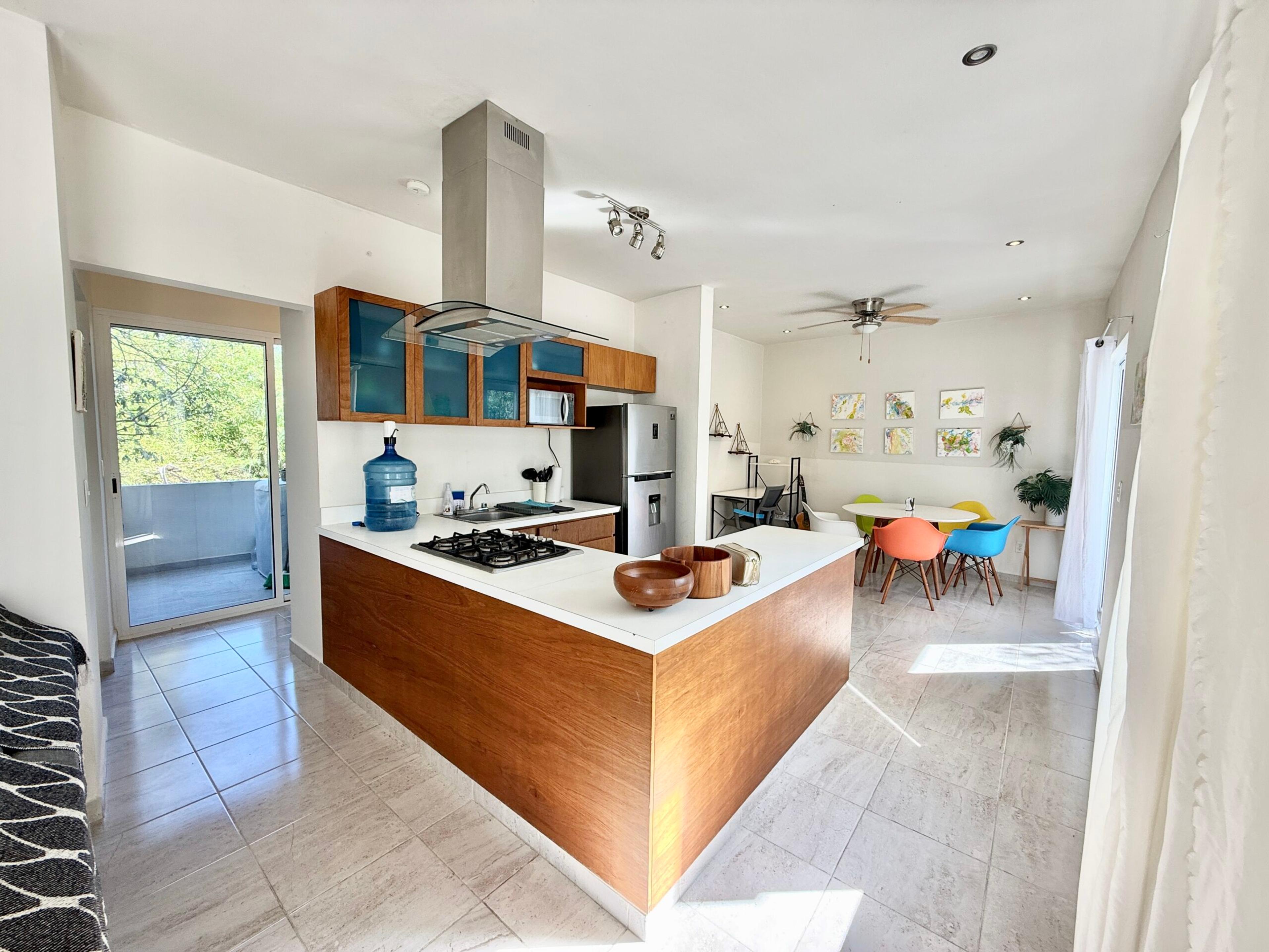 Azul Maya | Bright 2-Bedroom Condo with Rooftop Pool — photo 1