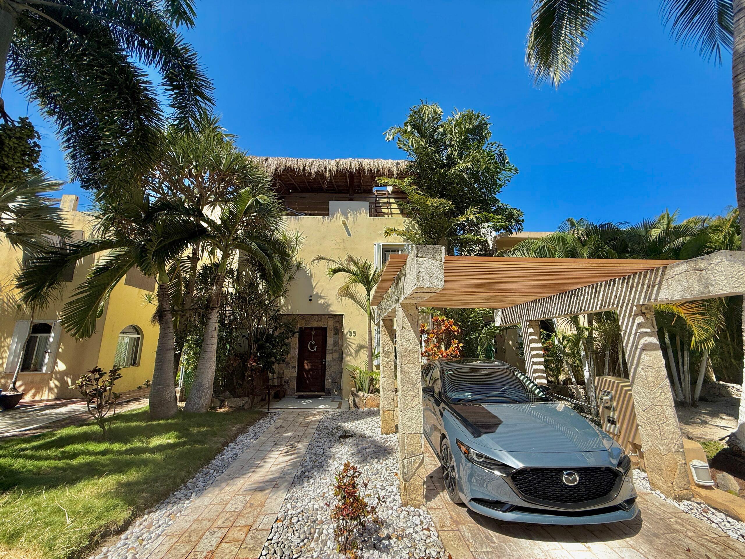 Lol Tun | 5-Bedroom Home with Private Pool — photo 6