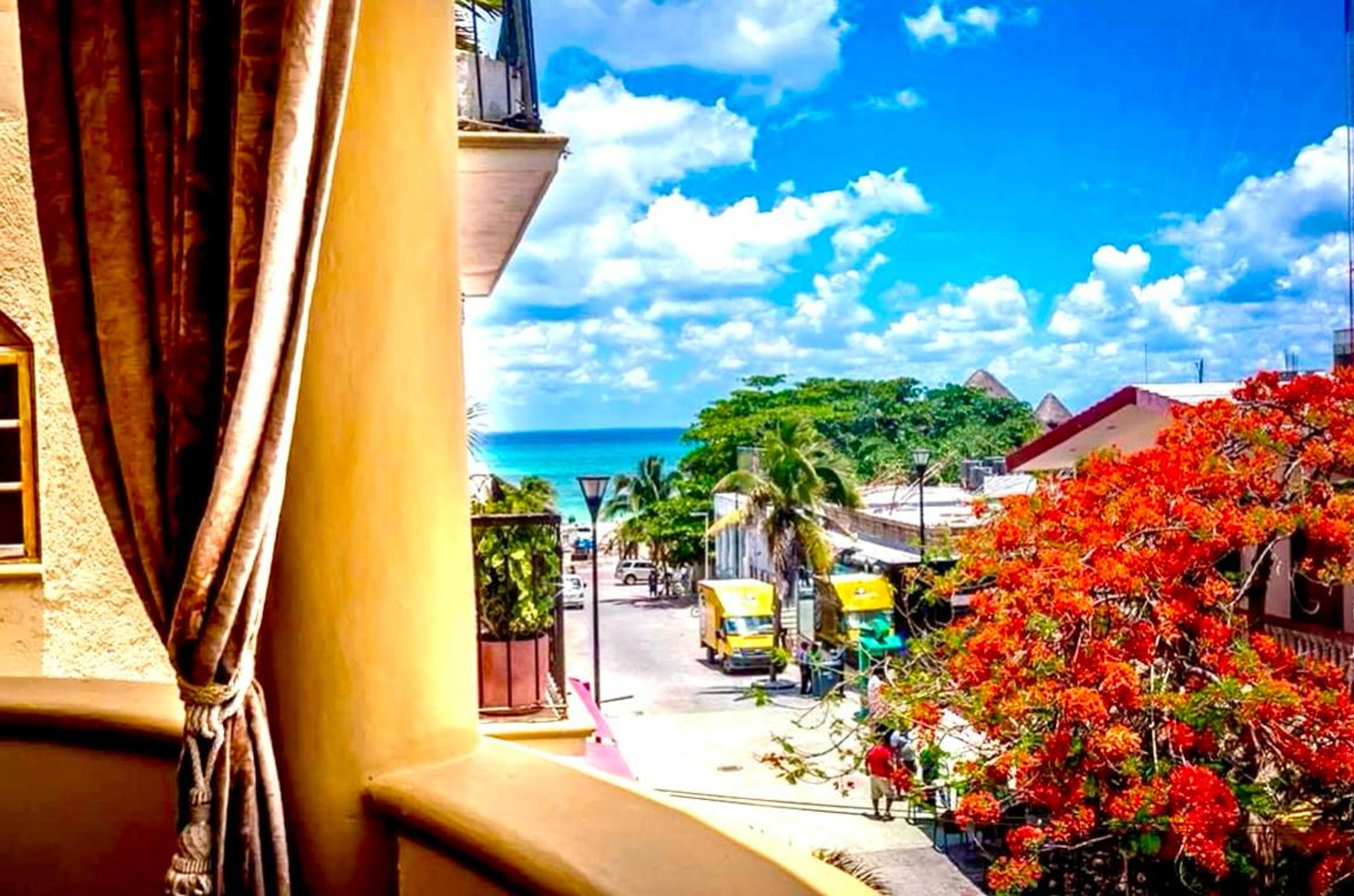 Boutique Hotel & Restaurant for Sale – Prime Location — photo 3