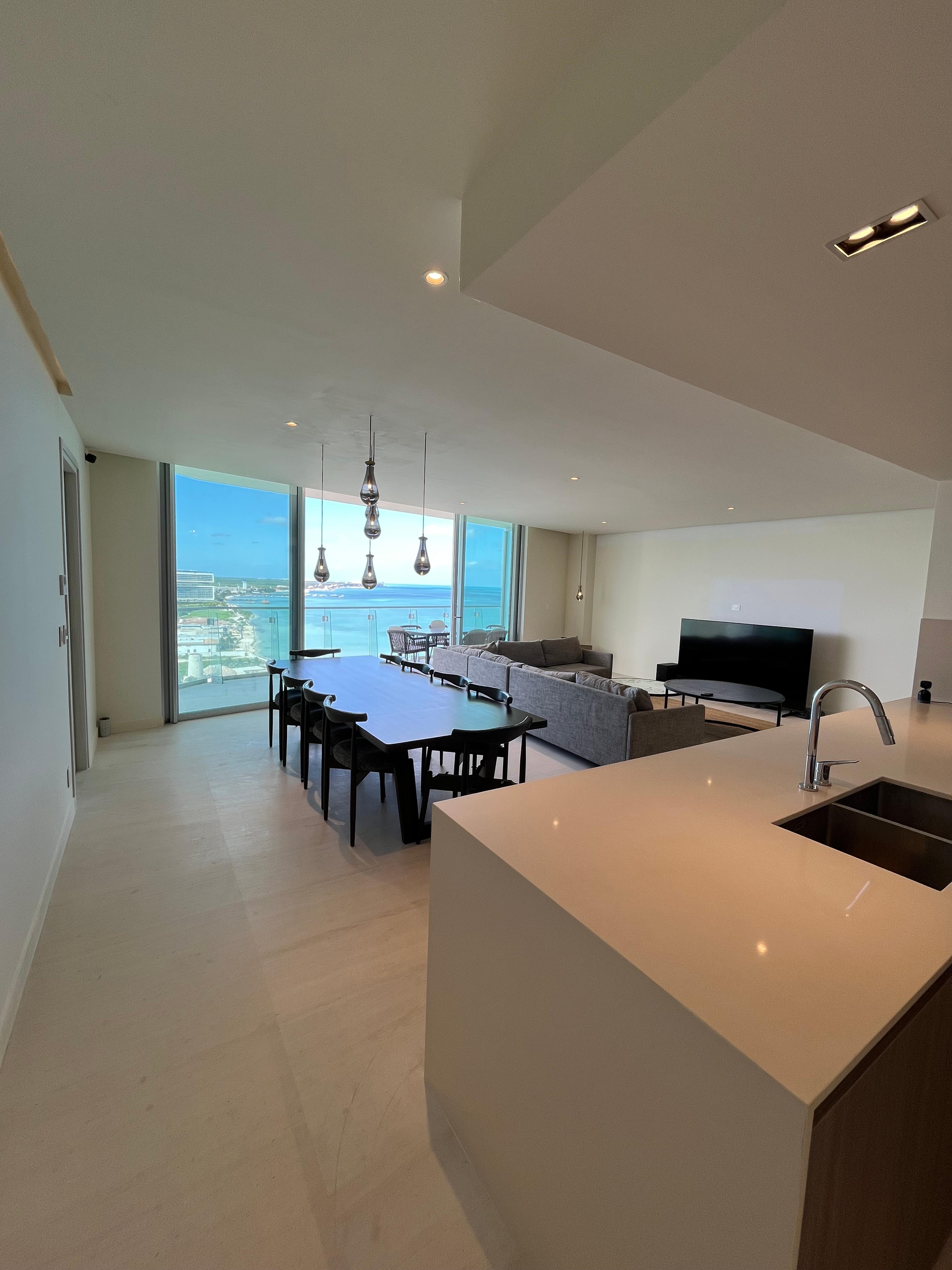 SLS Hotel & Residences — photo 4