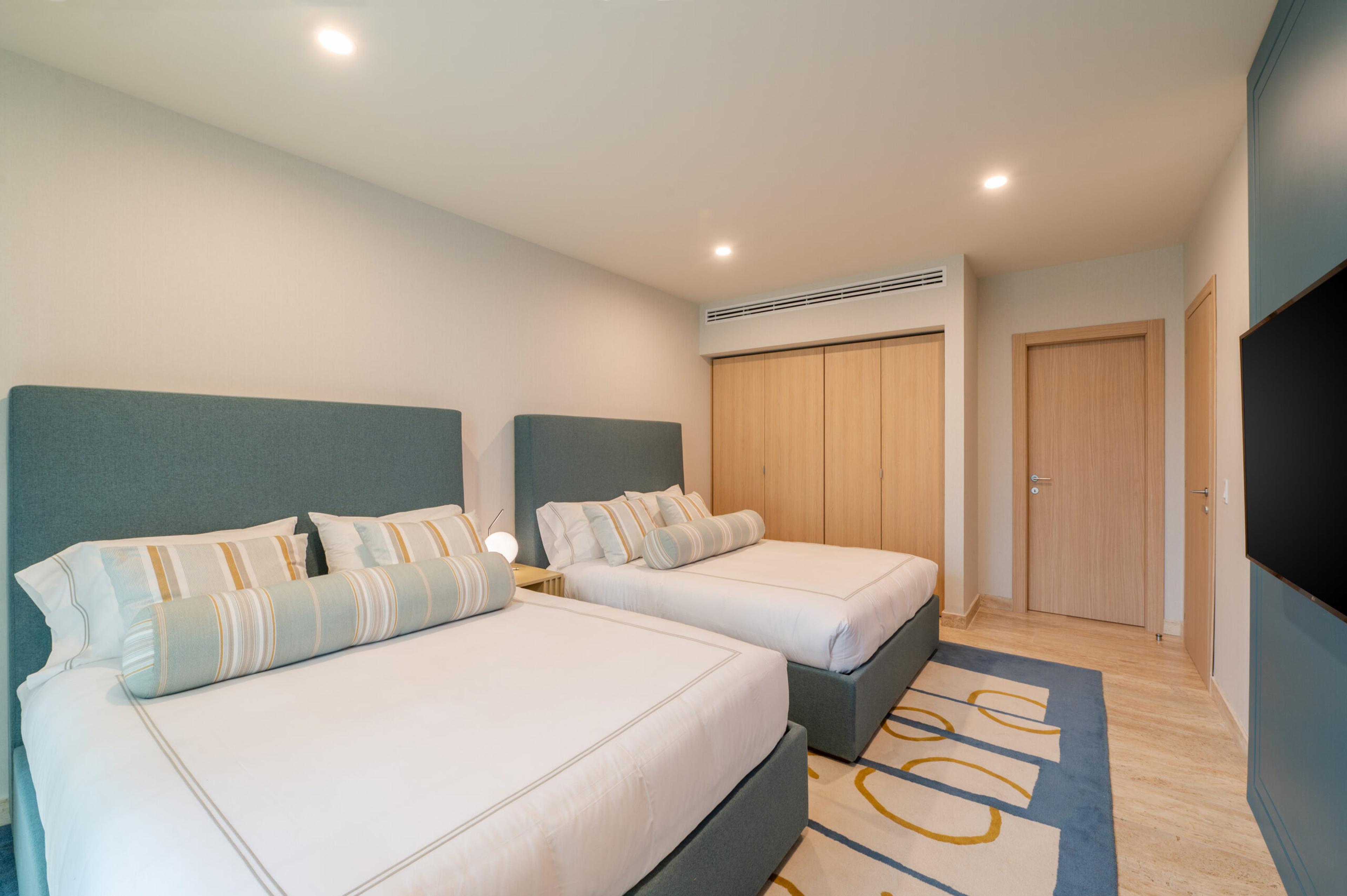 Luxury 4-Bedroom Residence in Puerto Cancún — photo 14