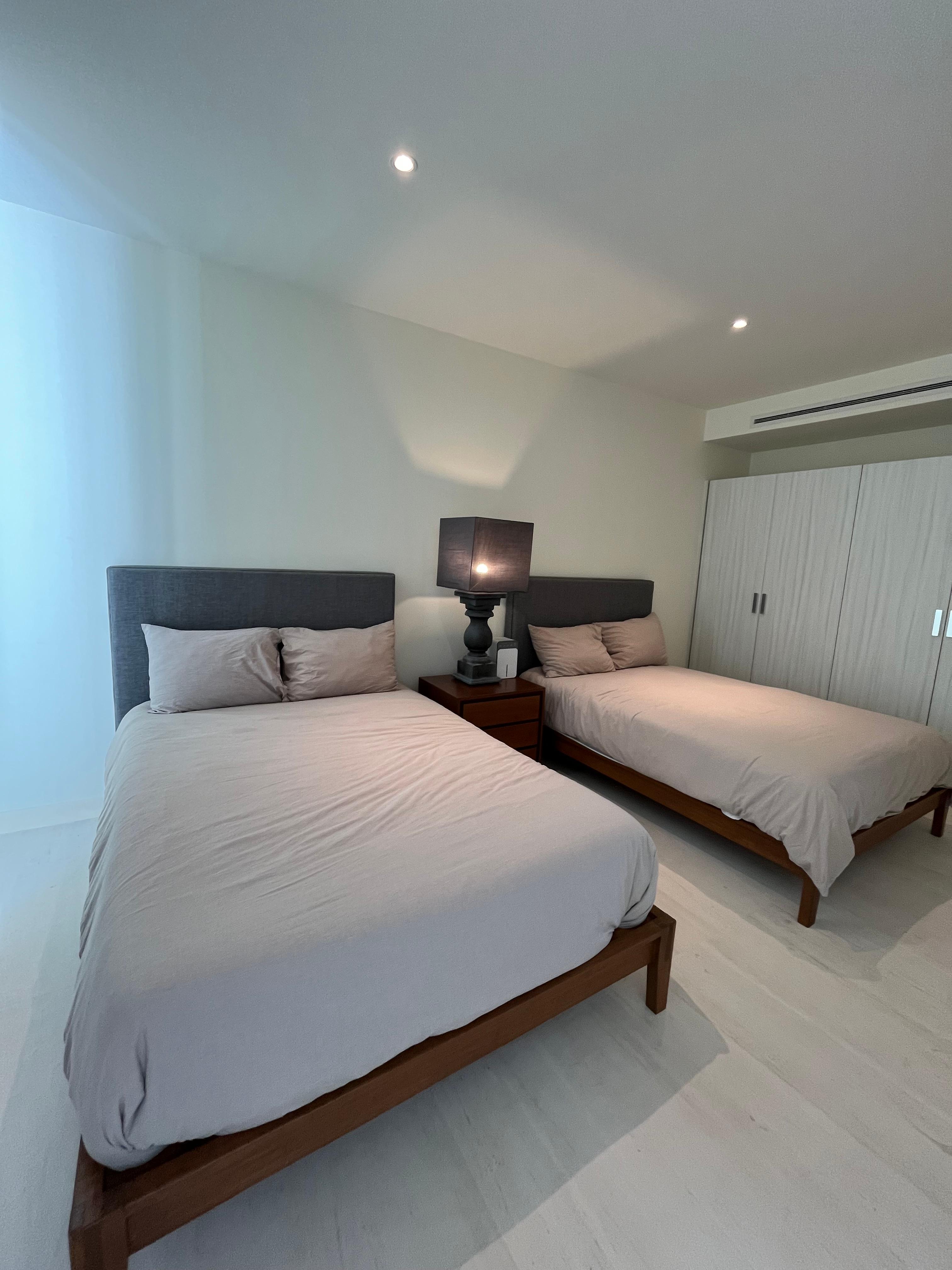 SLS Hotel & Residences — photo 26