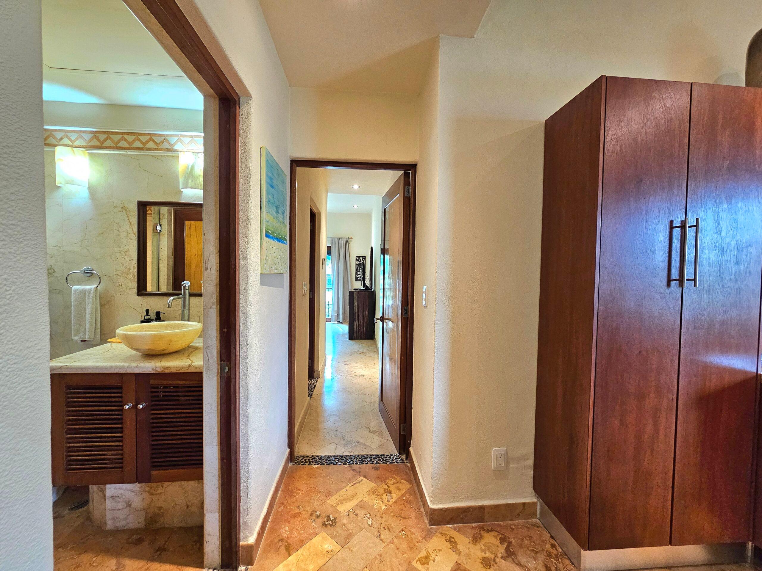 Porto Playa | Rustic 2-Bedroom Condo with Pool View — photo 26