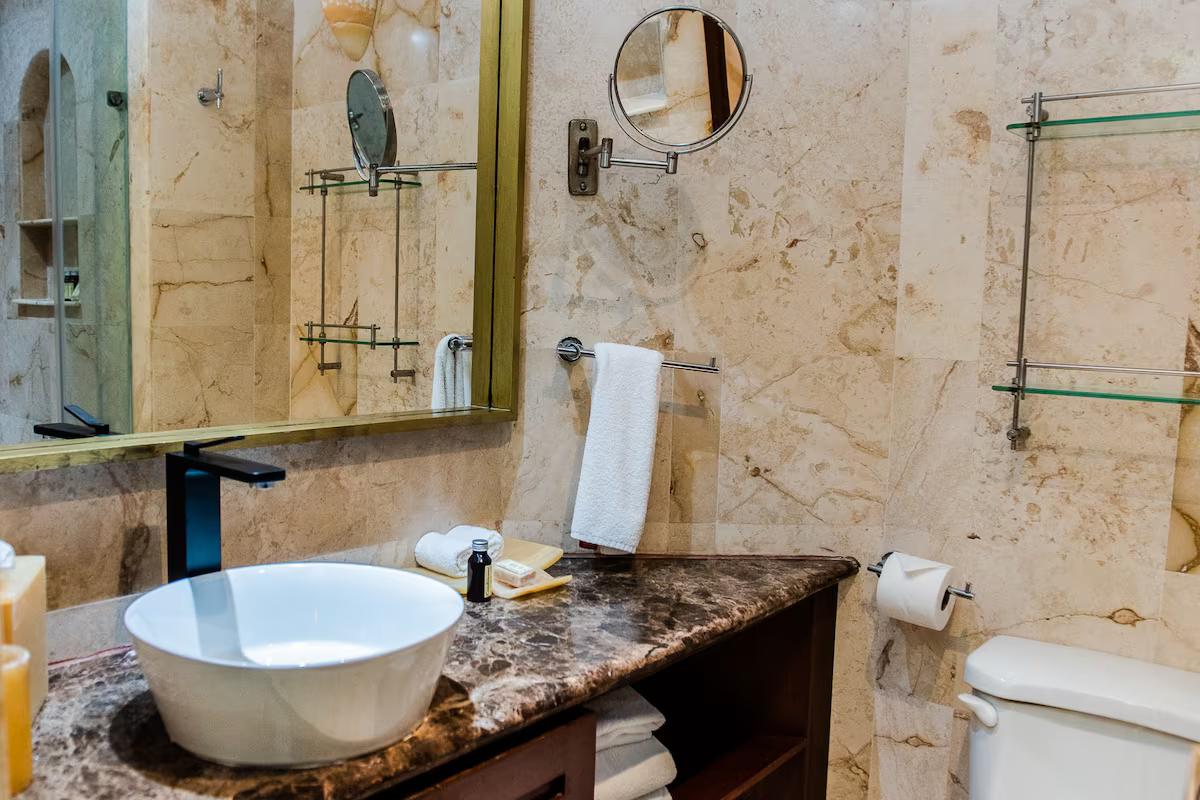 Maya Villa | Luxurious 3-Bedroom Condo Near the Caribbean — photo 20