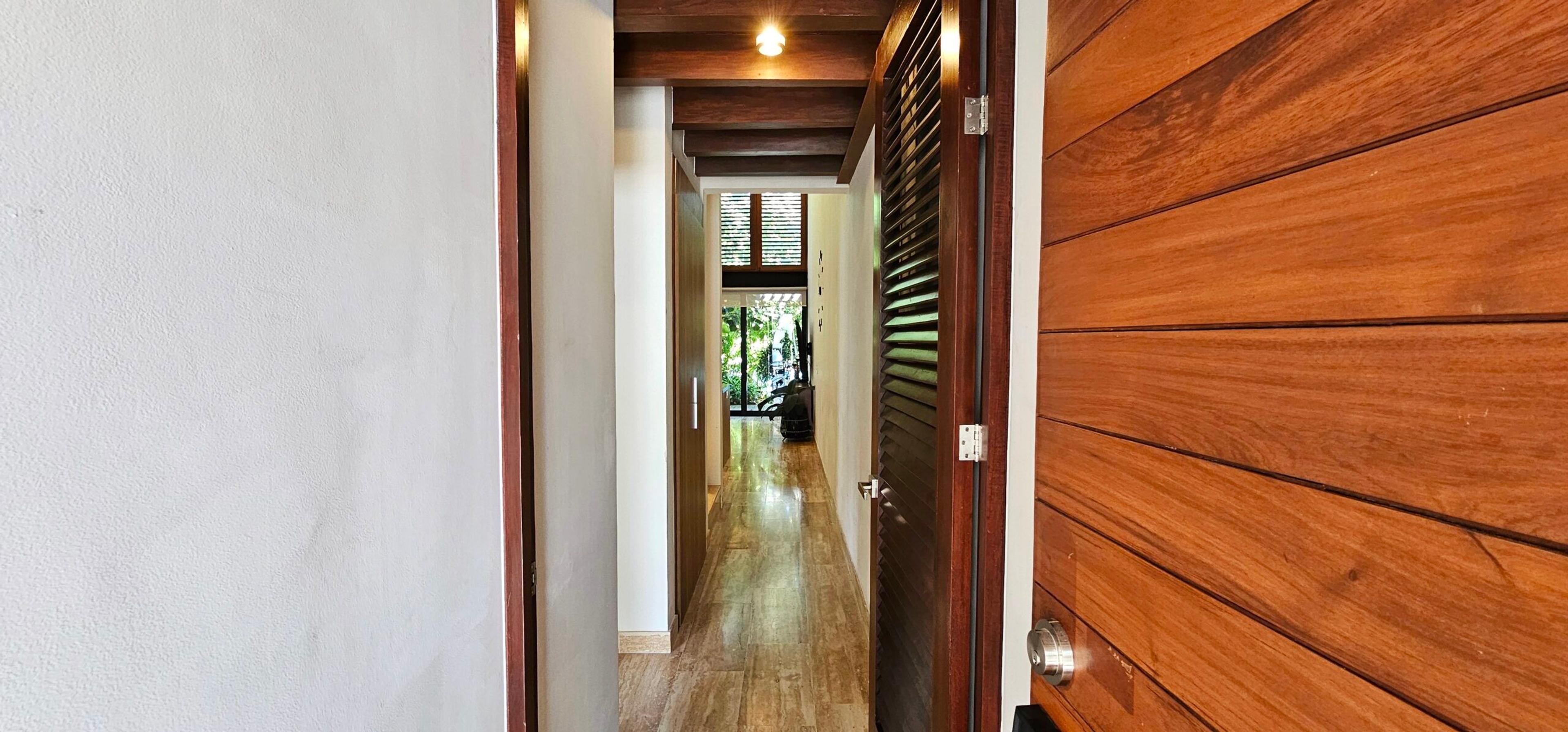 SOLD – AWA | Ground-Floor Condo with Double-Height Ceilings — photo 8