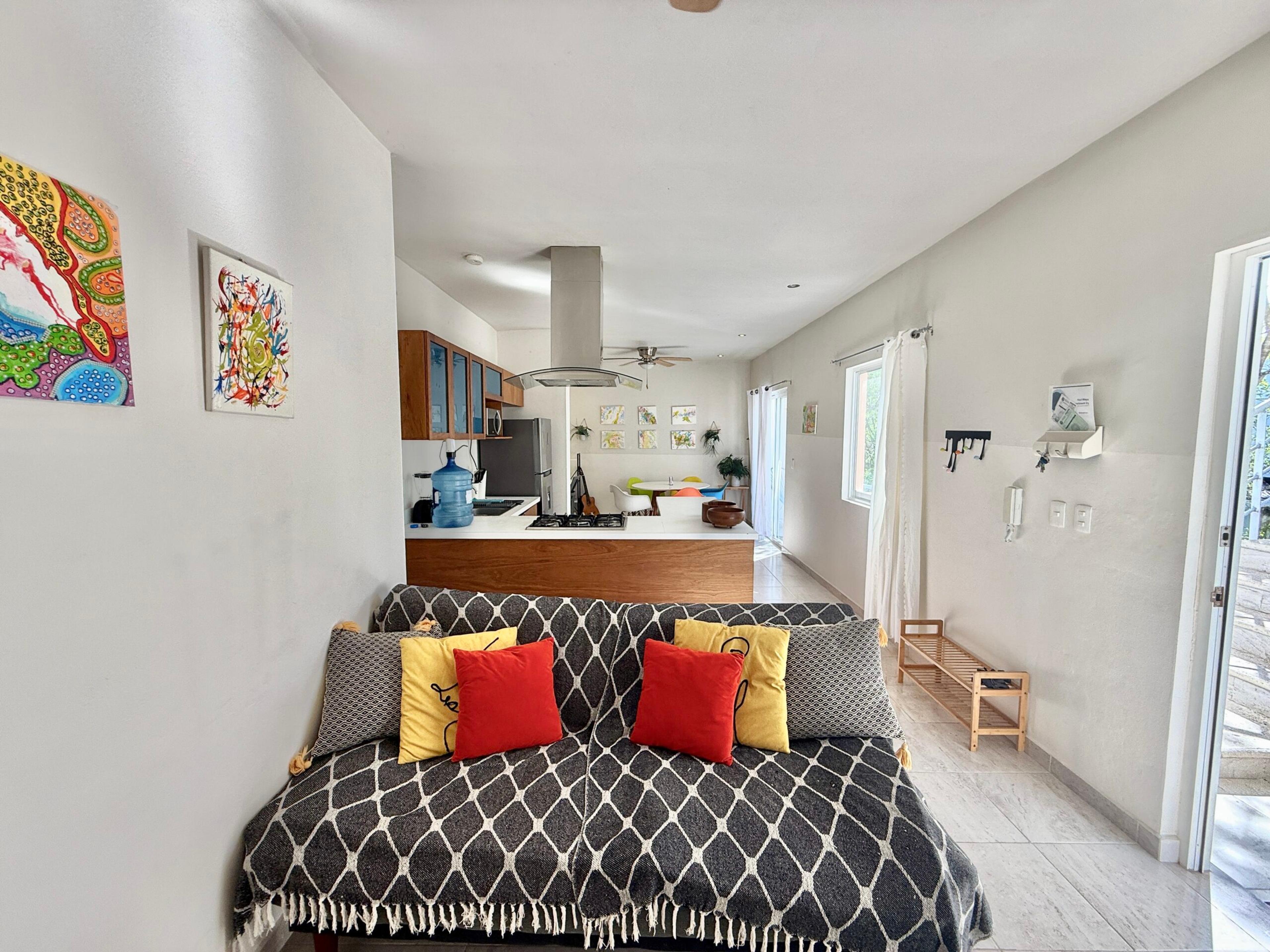 Azul Maya | Bright 2-Bedroom Condo with Rooftop Pool — photo 5