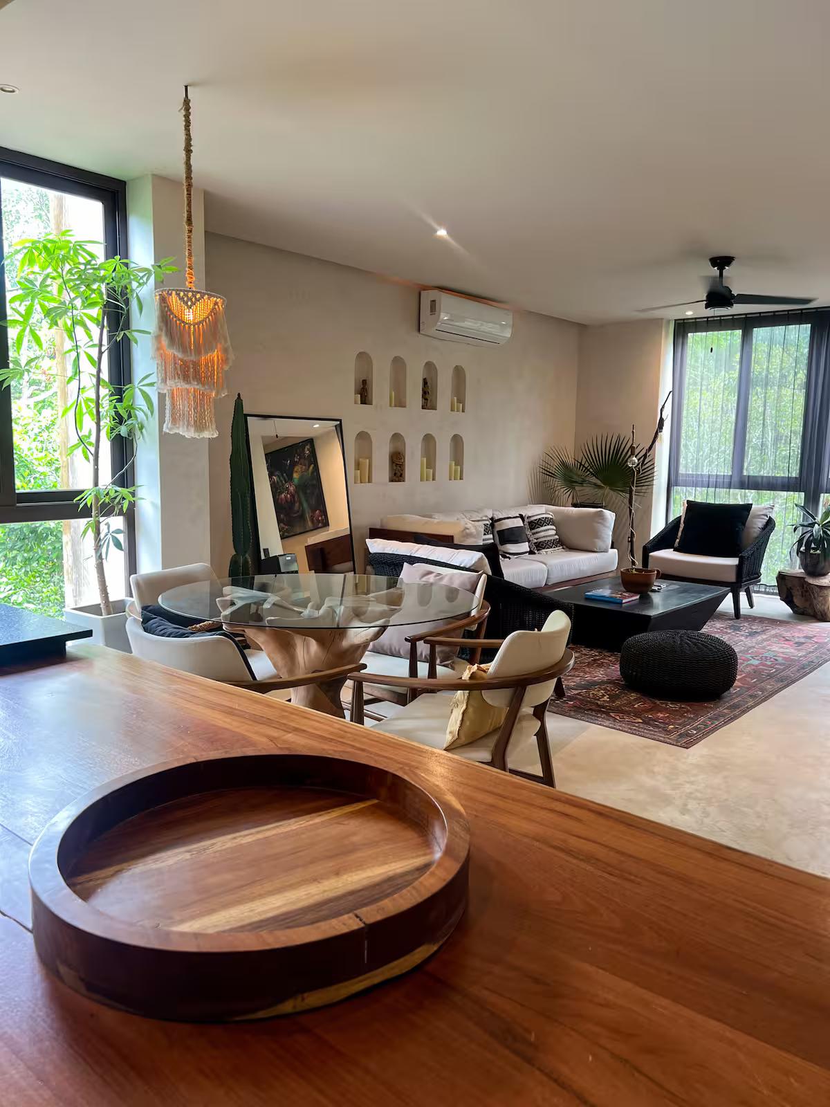 Zambo | Penthouse: Incredible 2-Level 3-Bed Lock-Off with Private Pool — photo 2