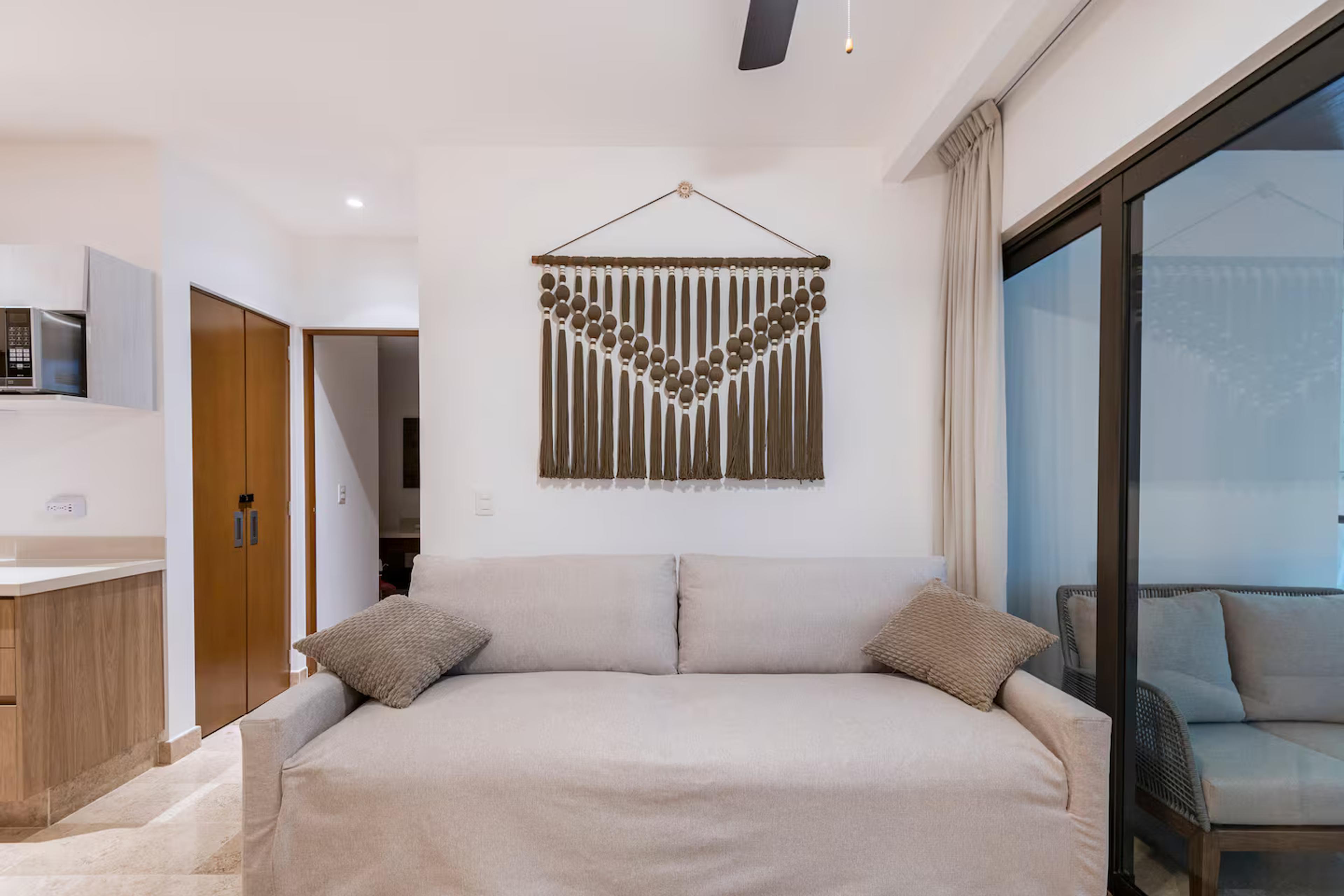 Ipana | Stunning Furnished Unit Shaded with Beautiful Ceiba Tree — photo 18
