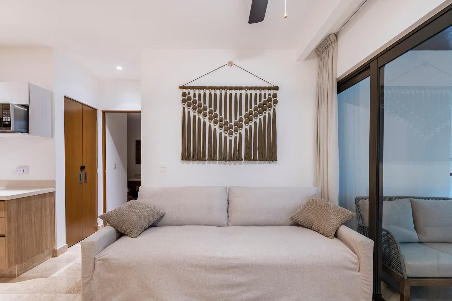 Ipana | Stunning Furnished Unit Shaded with Beautiful Ceiba Tree — photo 18