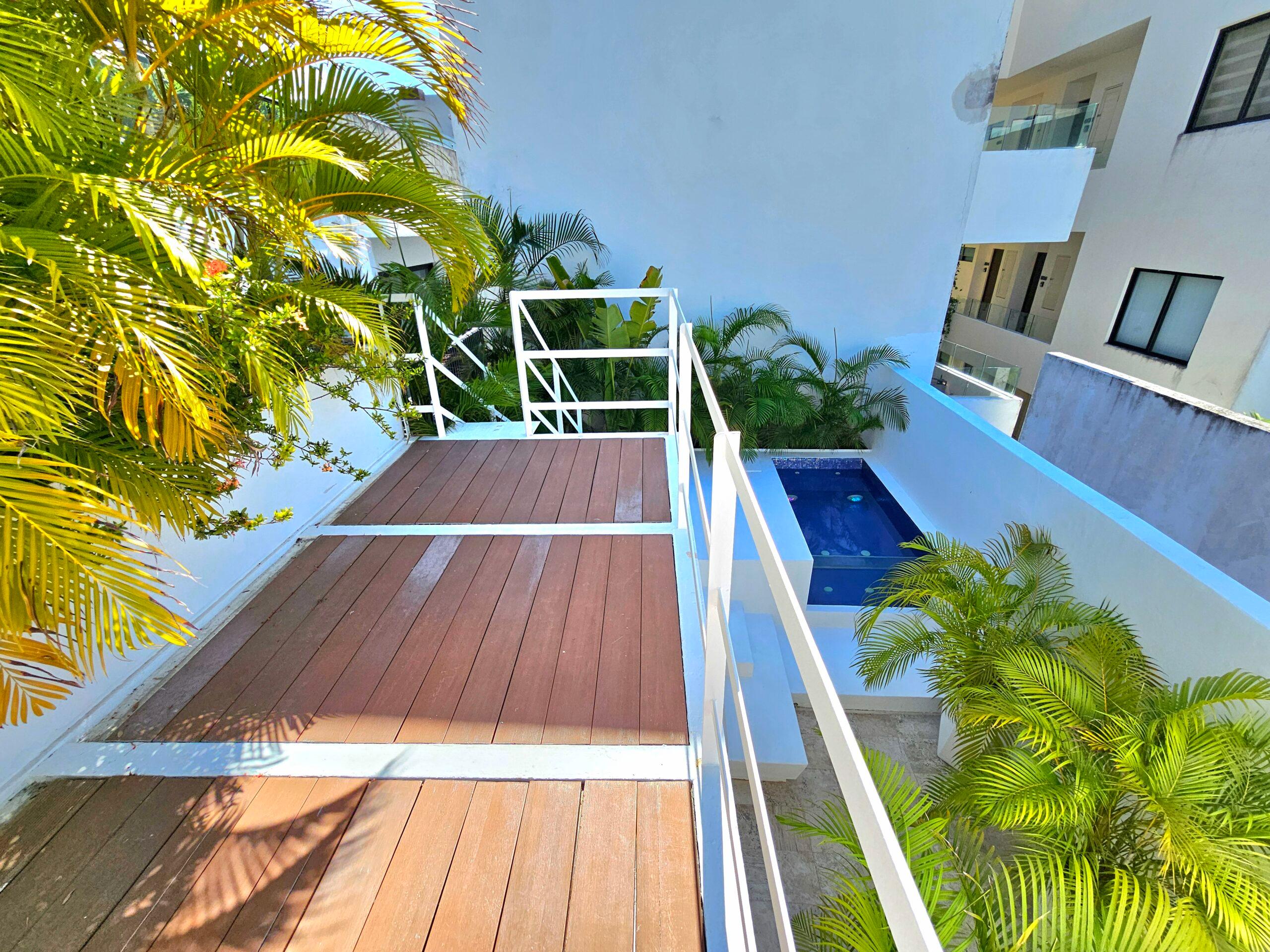 Arena | Private Rooftop 2 Bedroom Hideaway — photo 19