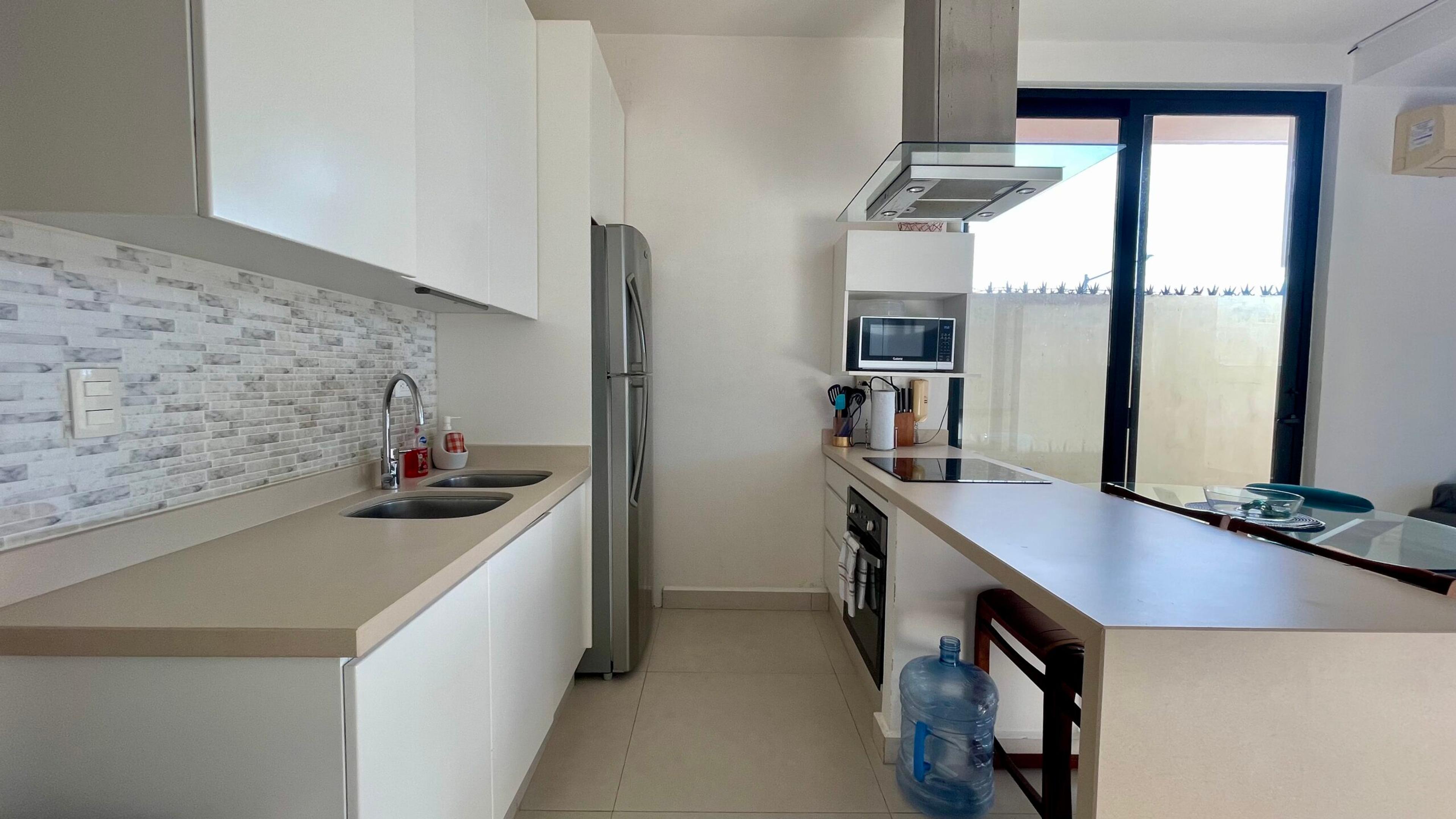 Polo 88 | Two-Bedroom: Bright Living Steps from the Best Beach in Playa — photo 14