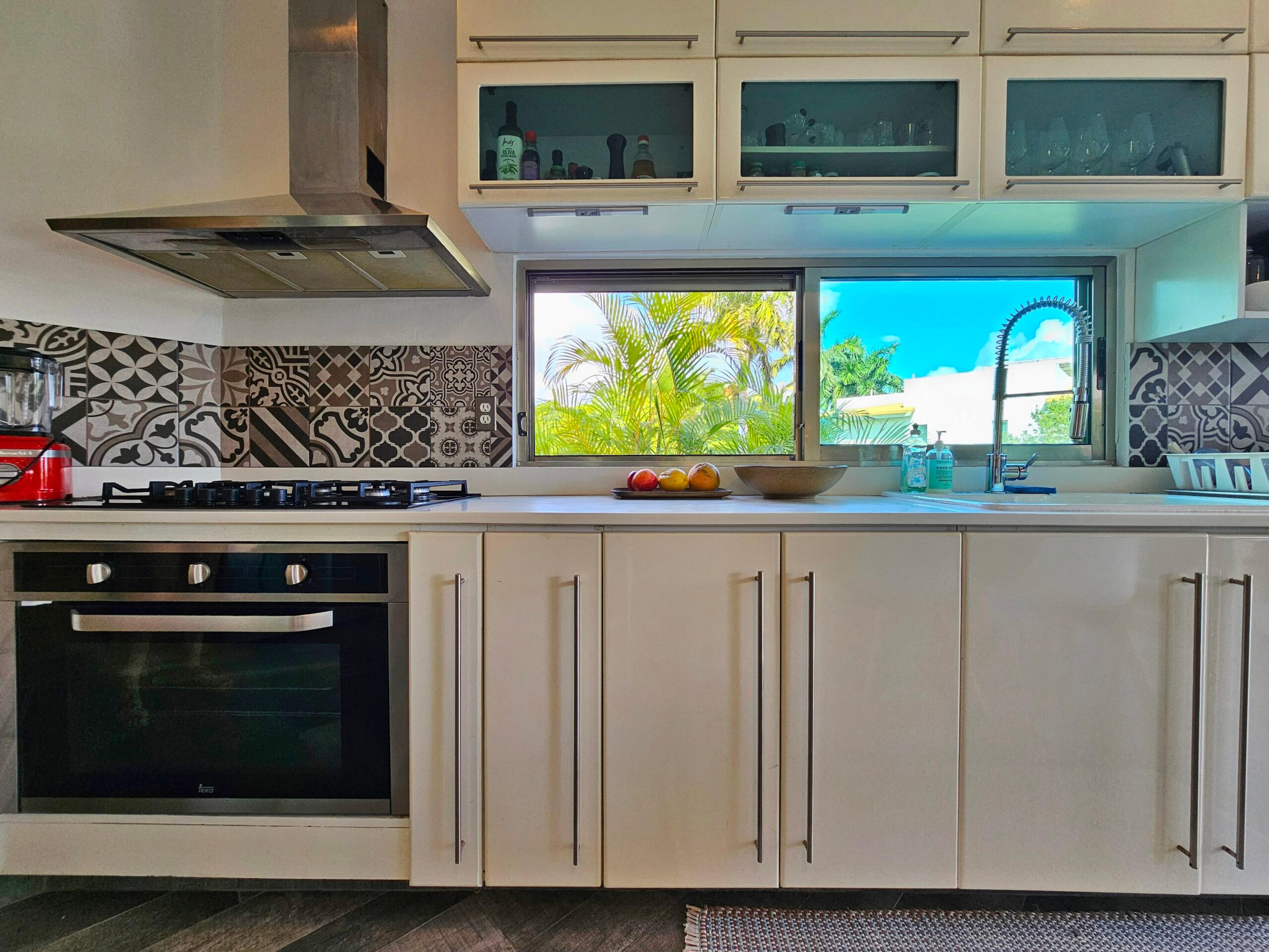 Capri | Modern Ocean-View Penthouse in the Heart of Playa del Carmen — photo 26