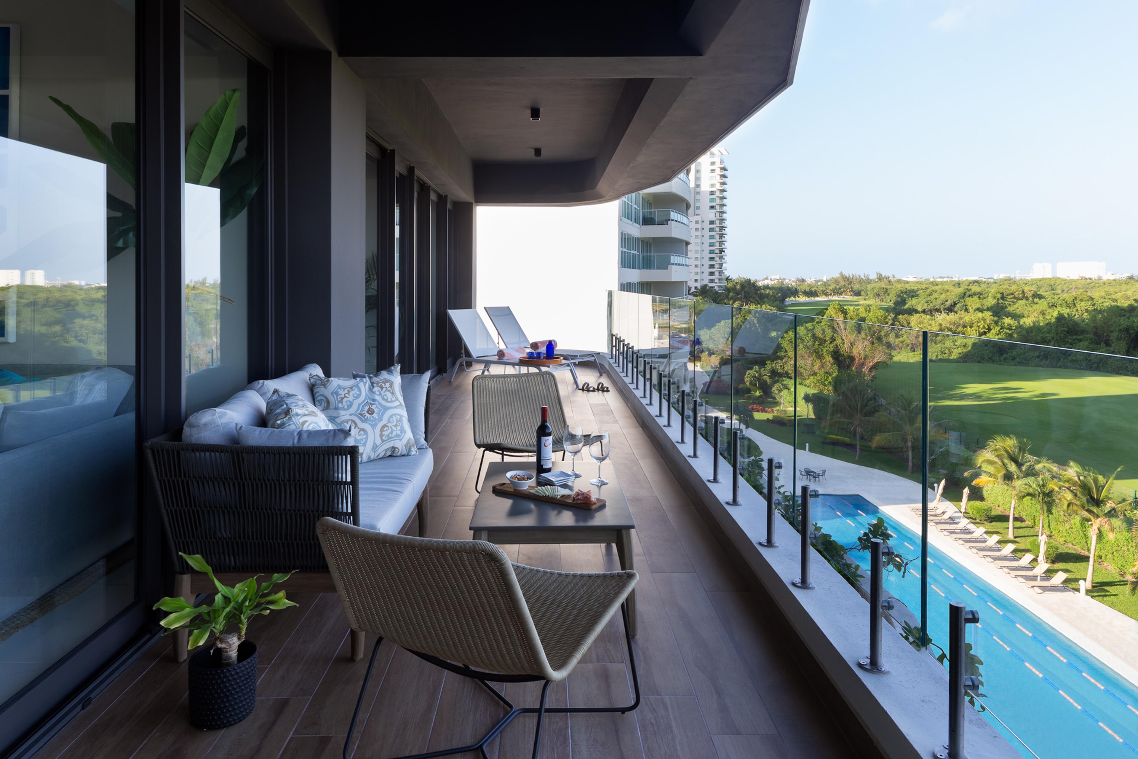 Spacious 3-Bedroom Condo in Cancun with Eco-Friendly Luxury — photo 28