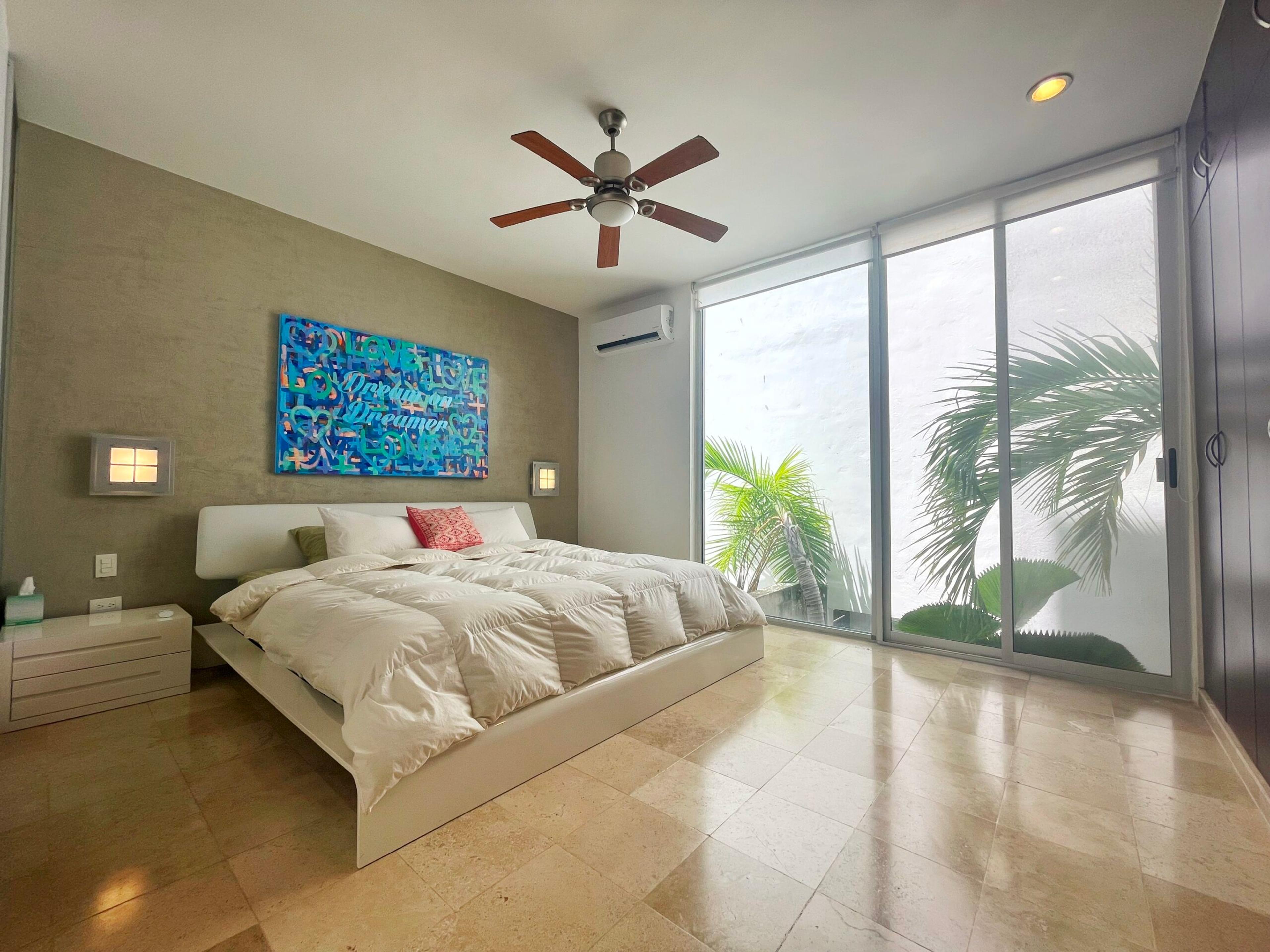 Arena | 2 Bedroom Loft Steps from the Beach — photo 1