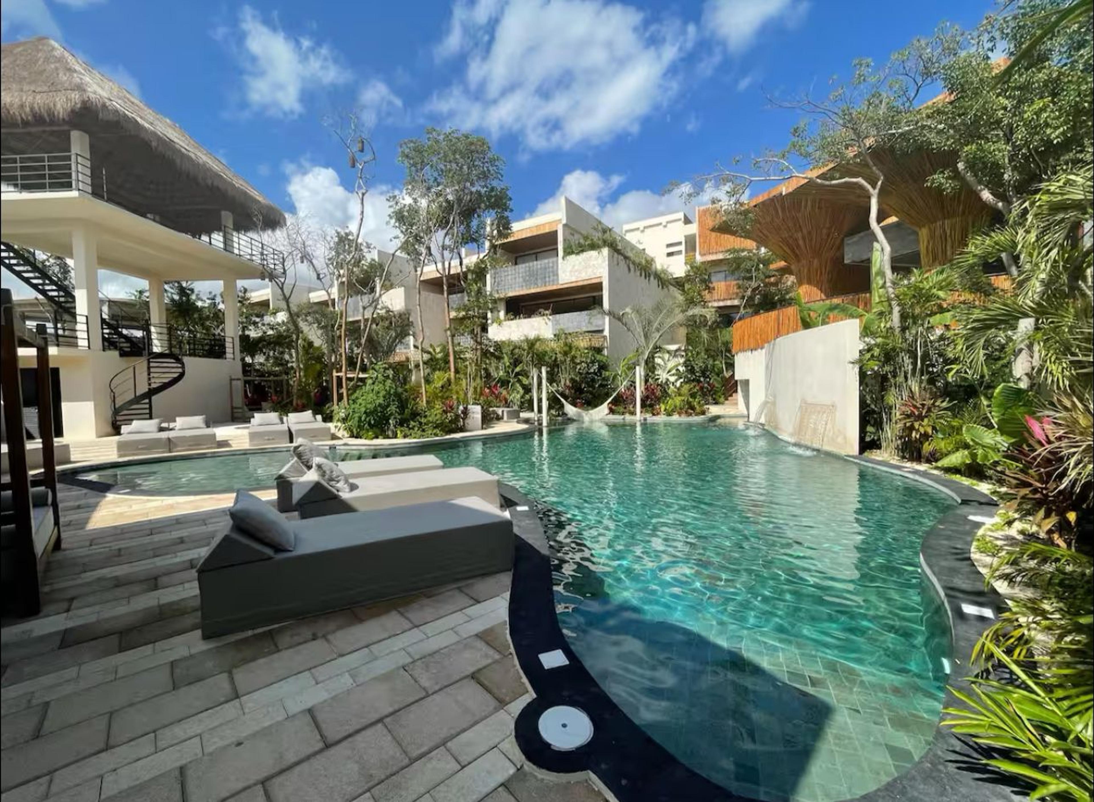 Adora | Luxury Studio with Private Plunge Pool — photo 16