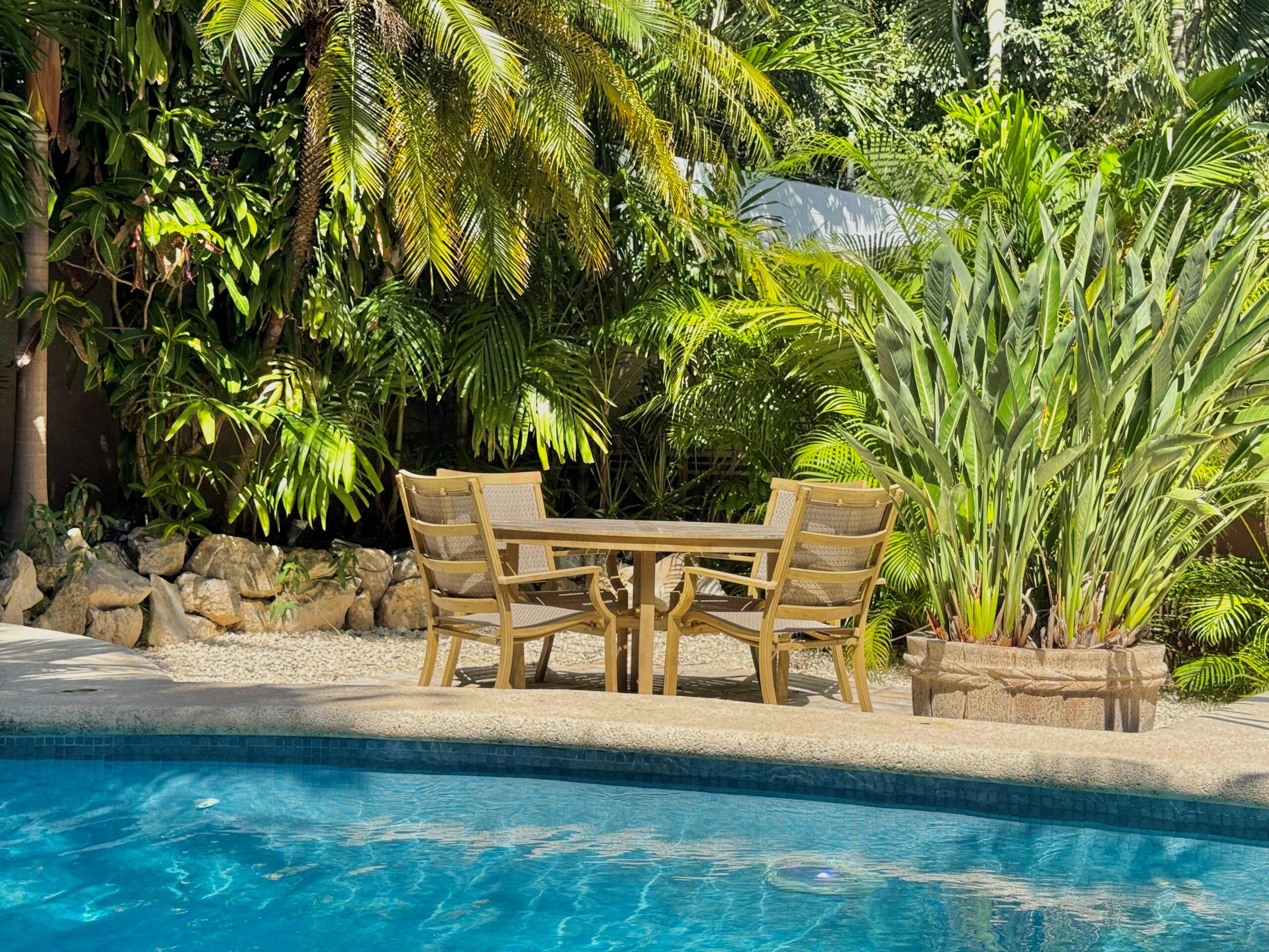 Lol Tun | 5-Bedroom Home with Private Pool — photo 30