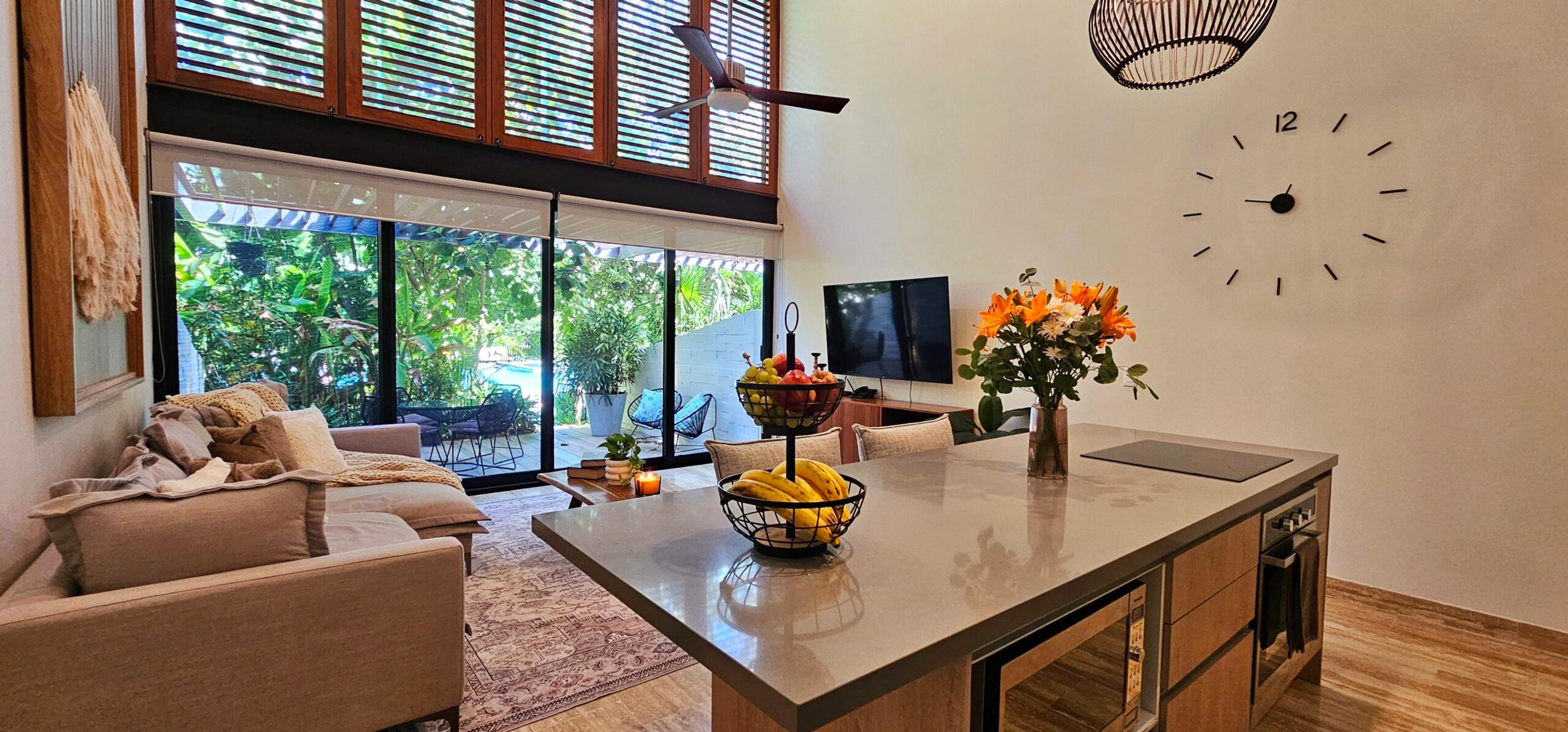 SOLD – AWA | Ground-Floor Condo with Double-Height Ceilings — photo 18