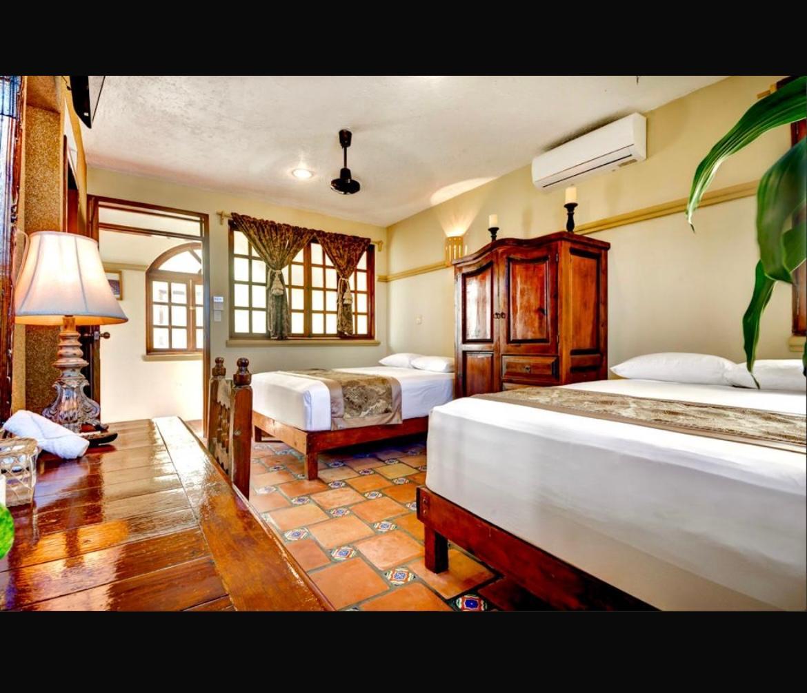 Boutique Hotel & Restaurant for Sale – Prime Location — photo 17