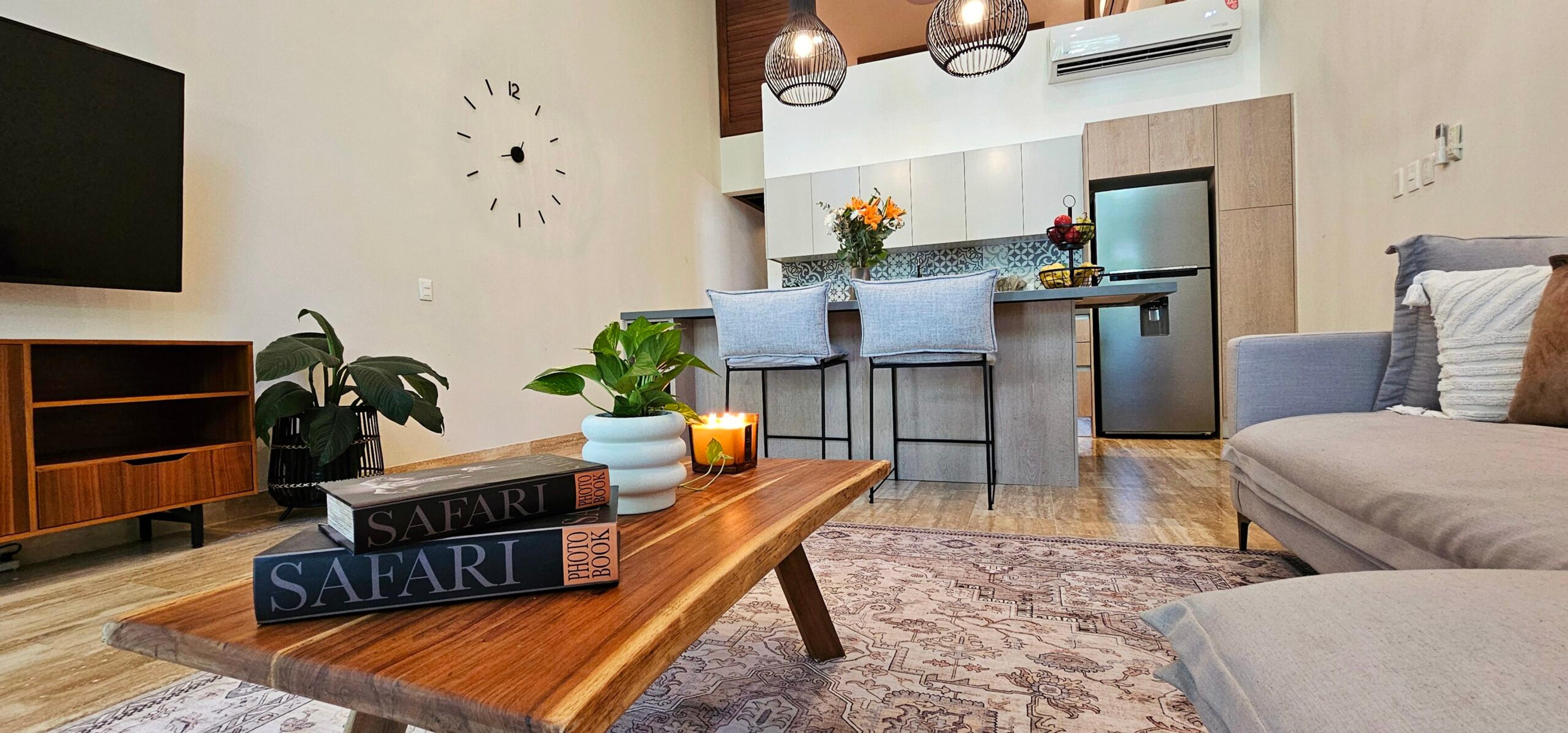 SOLD – AWA | Ground-Floor Condo with Double-Height Ceilings — photo 15