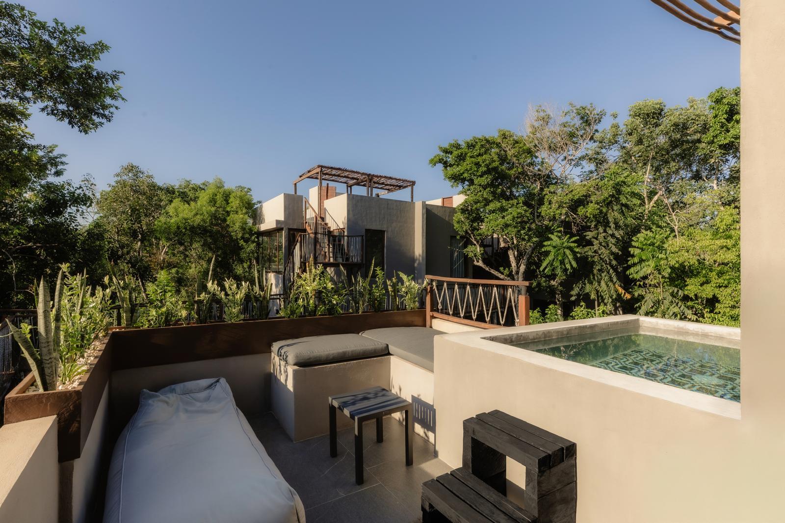 Siwa | Turnkey 1-Bedroom Condo with Plunge Pool & Rooftop — photo 4