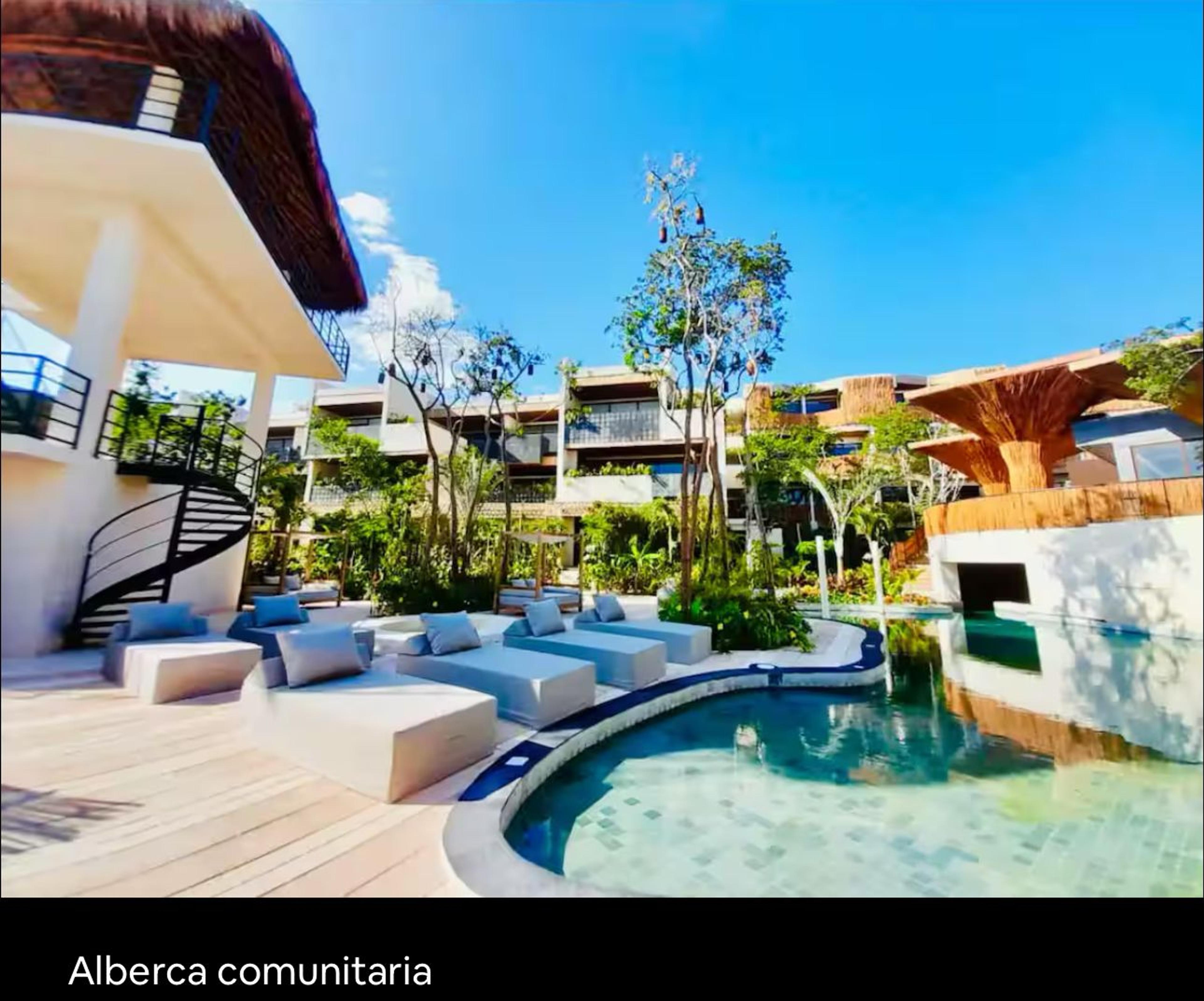 Adora | Luxury Studio with Private Plunge Pool — photo 19